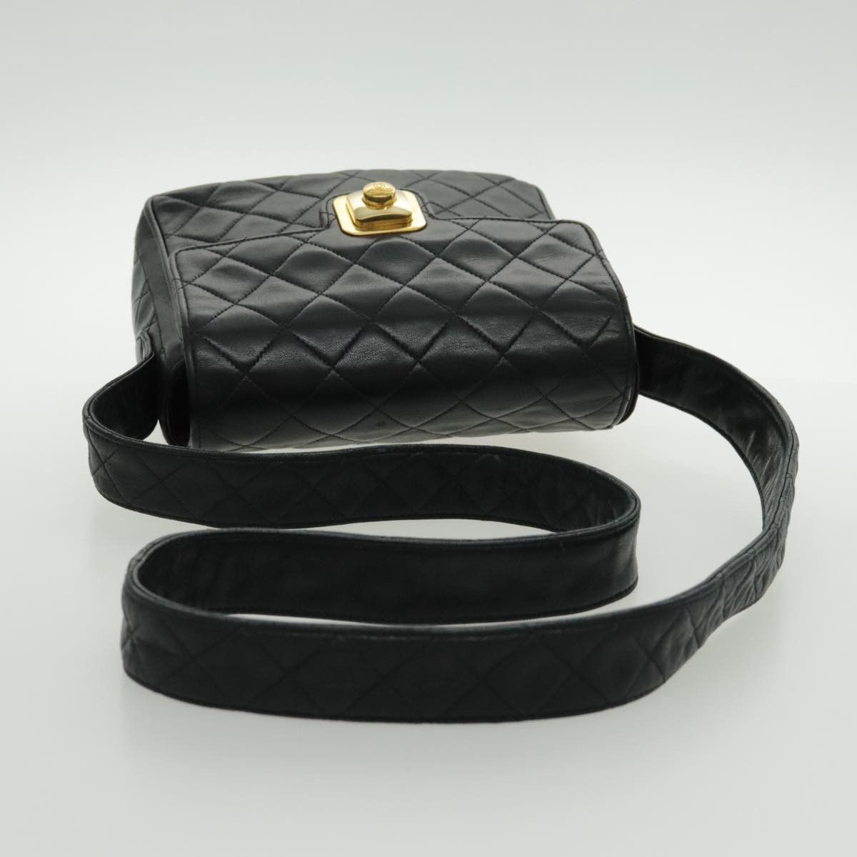 Chanel Chanel Vintage CC Pushlock Flap Bag Quilted Lambskin Size ONE SIZE - 8 Thumbnail