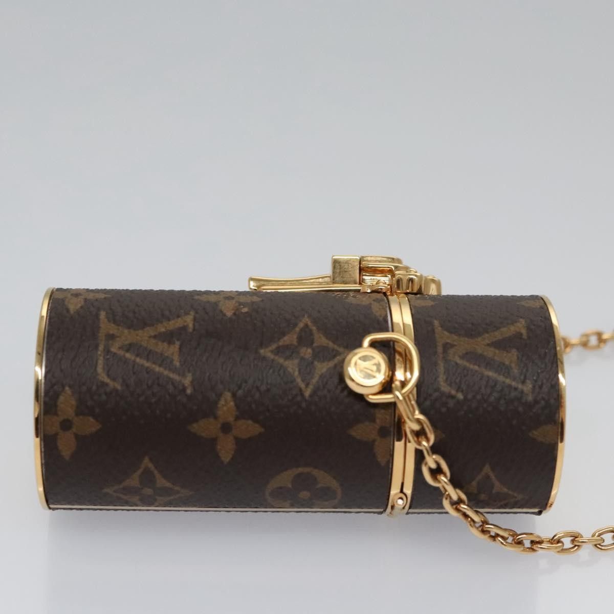 Louis Vuitton Louis Vuitton Lipstick Case on Chain Monogram Canvas Size ONE SIZE - 3 Thumbnail
