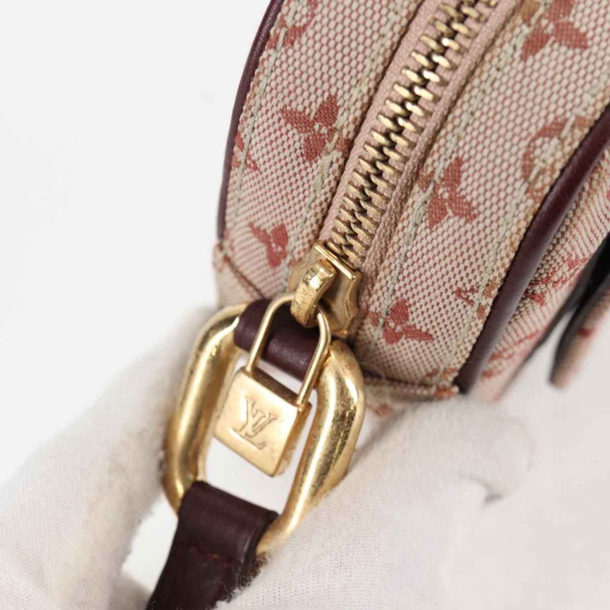 Louis Vuitton Louis Vuitton Juliette Crossbody Bag Mini Lin Size ONE SIZE - 13 Thumbnail