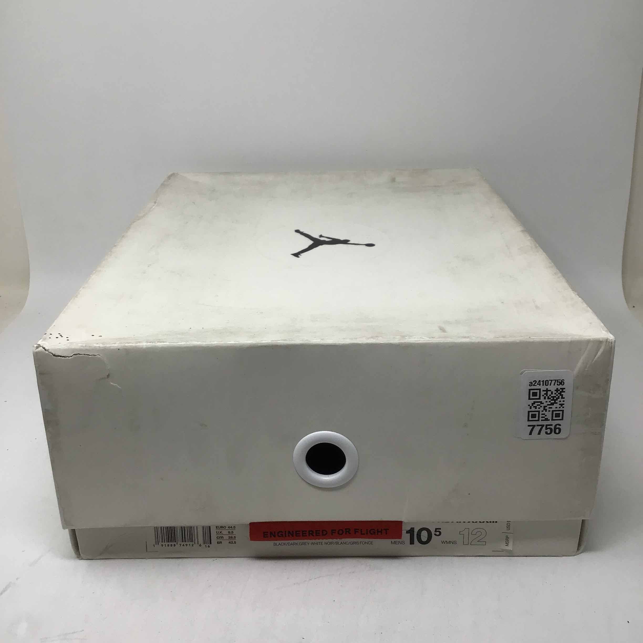 Air Jordan 33 Utility Blackout