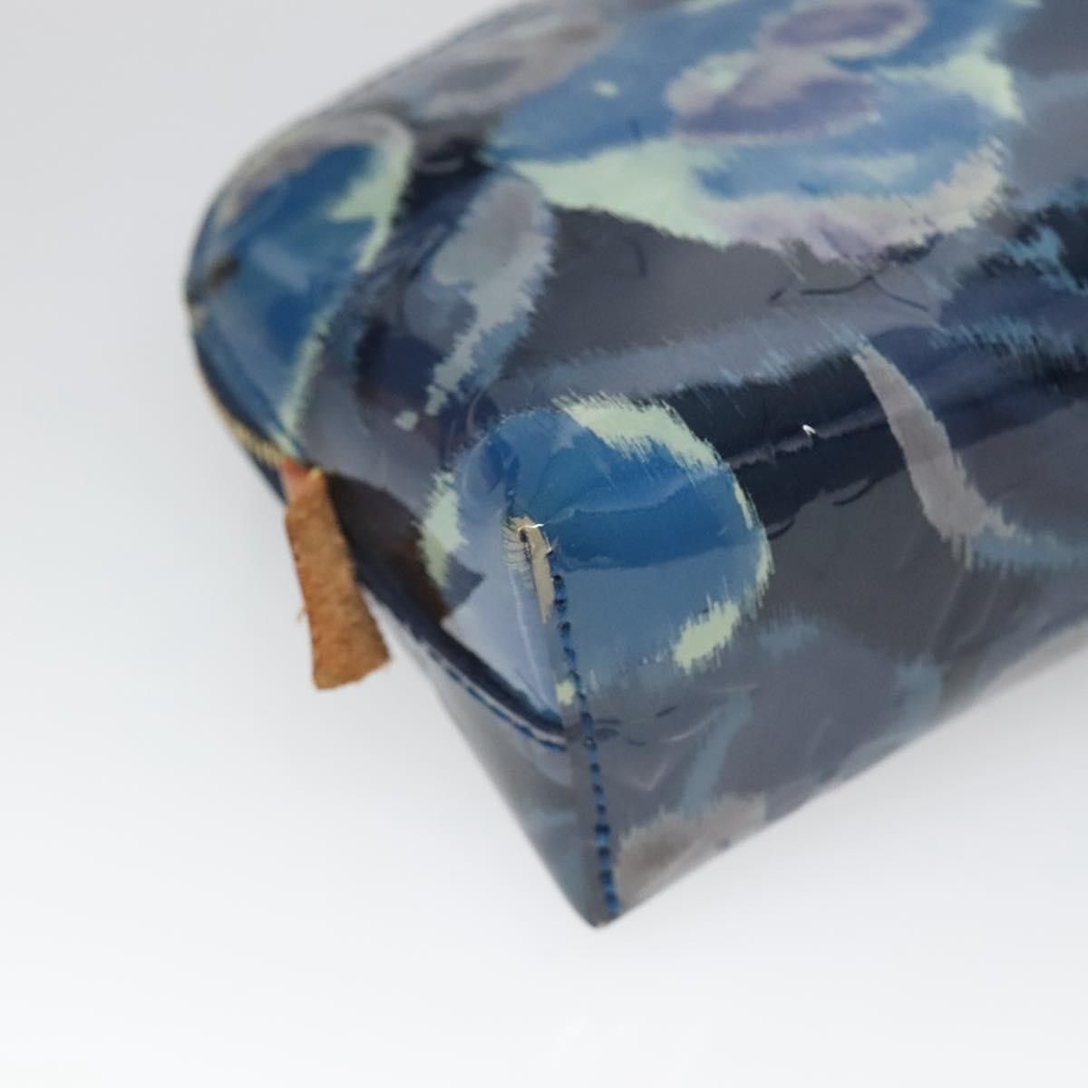 Louis Vuitton Louis Vuitton Cosmetic Pouch Monogram Vernis Size ONE SIZE - 11 Thumbnail