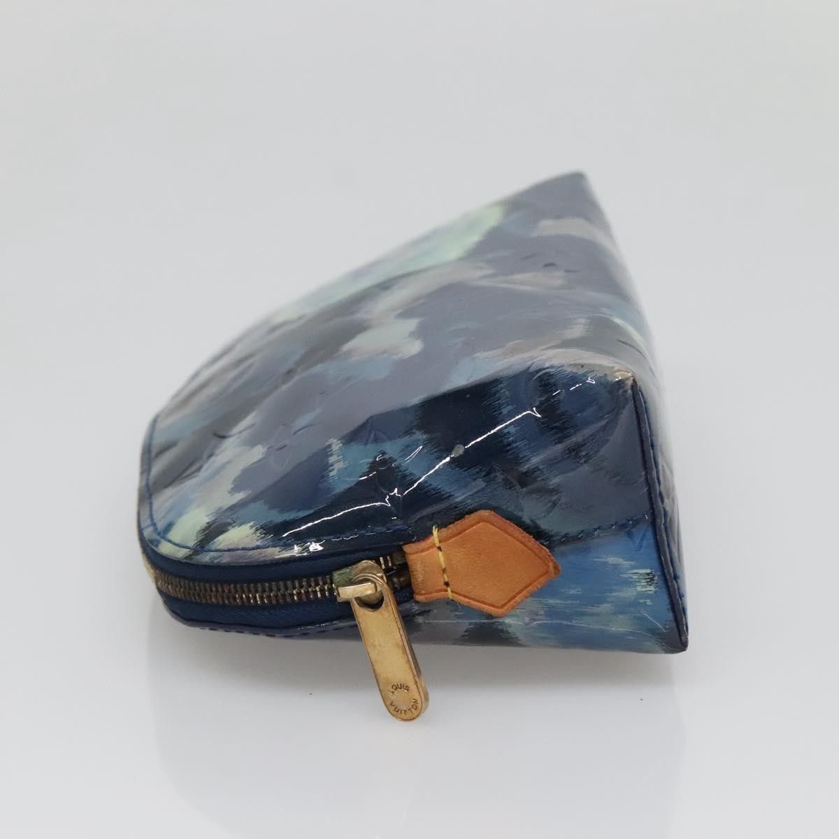 Louis Vuitton Louis Vuitton Cosmetic Pouch Monogram Vernis Size ONE SIZE - 3 Thumbnail