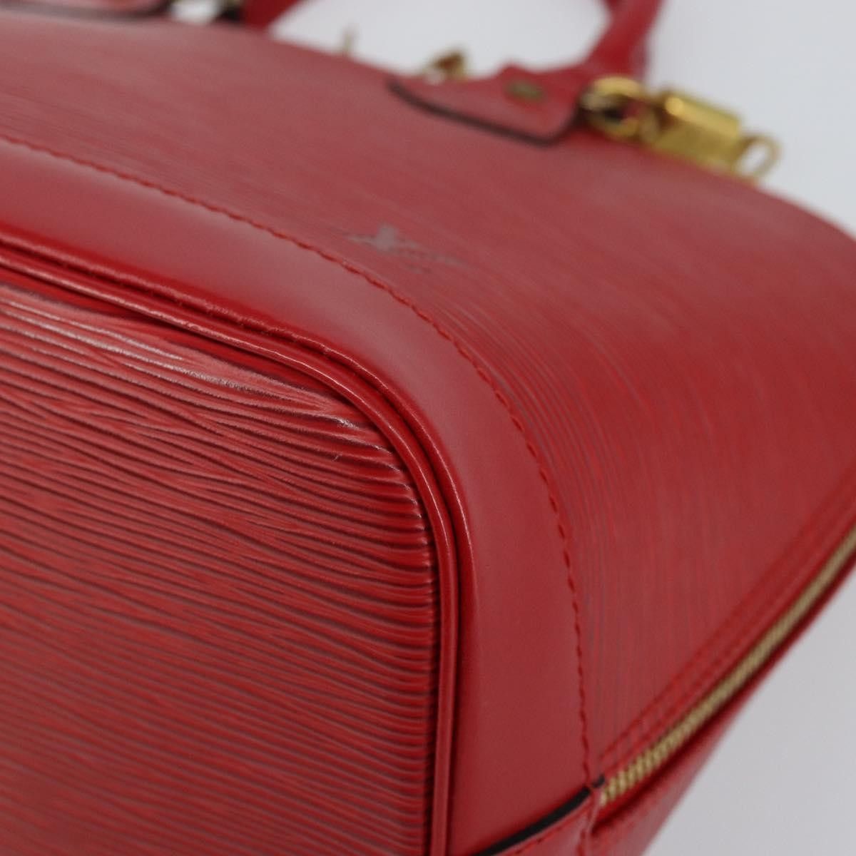 Louis Vuitton Louis Vuitton Alma Handbag Epi Leather Size ONE SIZE - 9 Thumbnail
