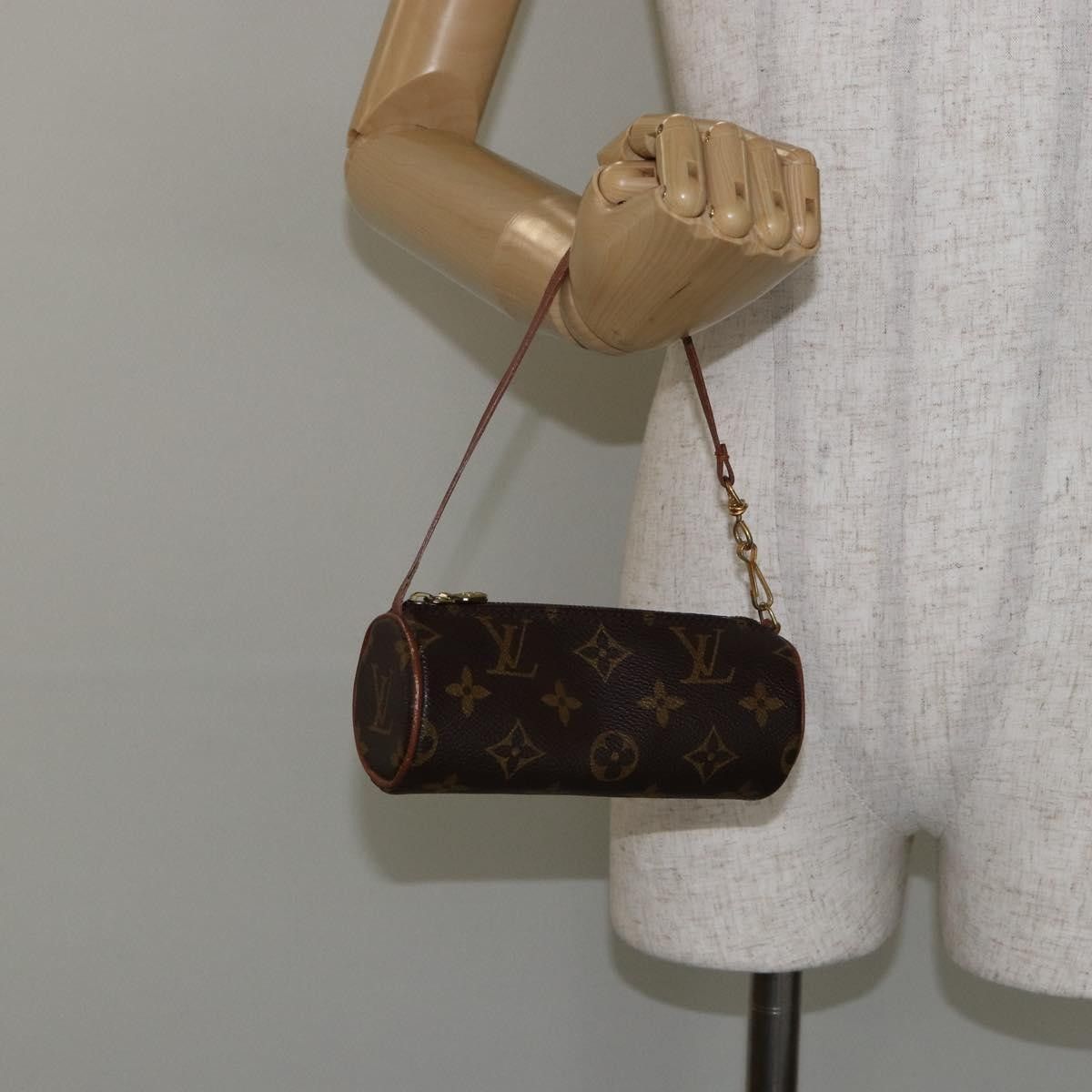 Louis Vuitton Louis Vuitton Papillon Pochette Monogram Canvas Size ONE SIZE - 13 Thumbnail