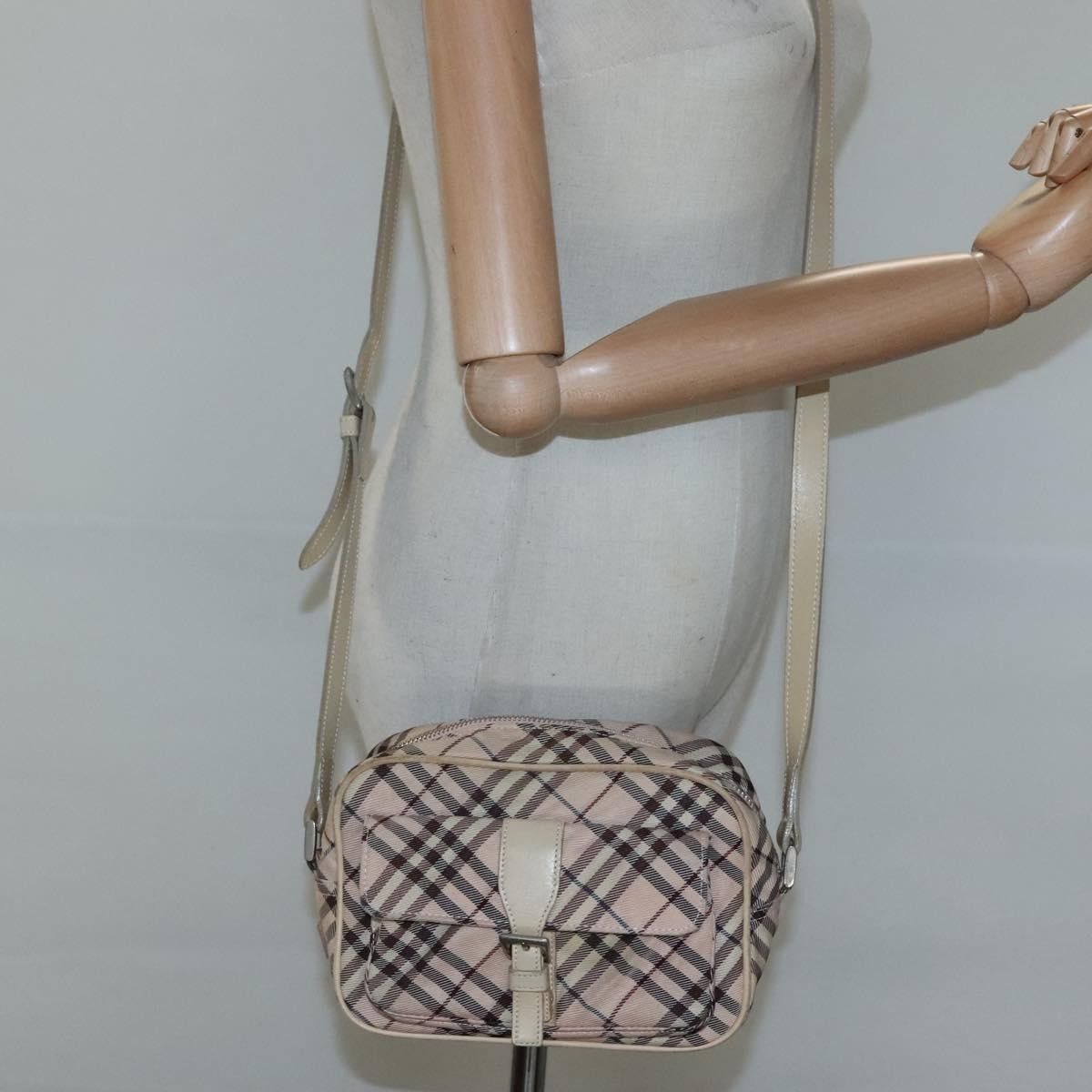 Burberry Burberry Nova Check Blue Label Nylon Size ONE SIZE - 13 Thumbnail