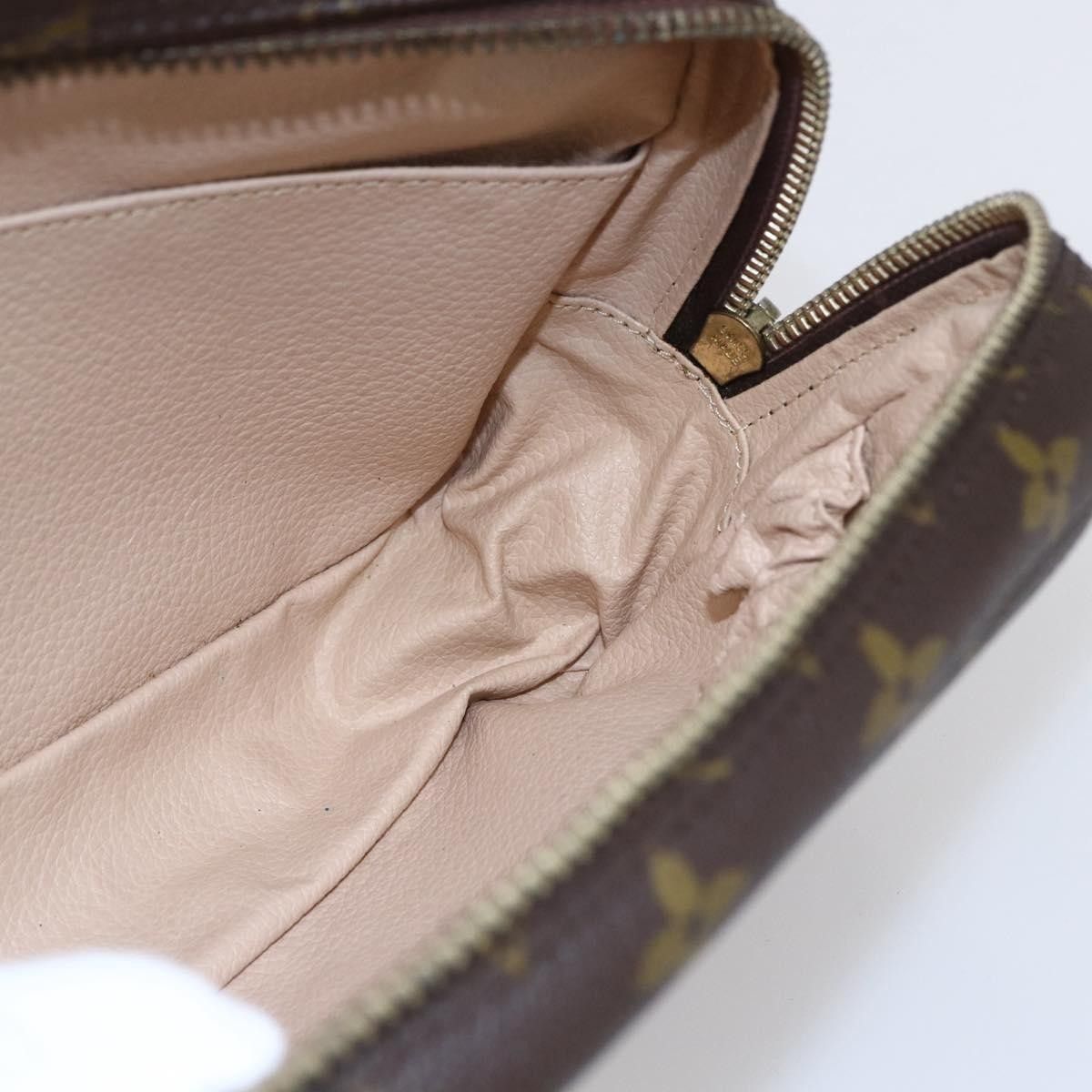 Louis Vuitton Louis Vuitton Trousse Toiletry Pouch Monogram Canvas Size ONE SIZE - 14 Thumbnail