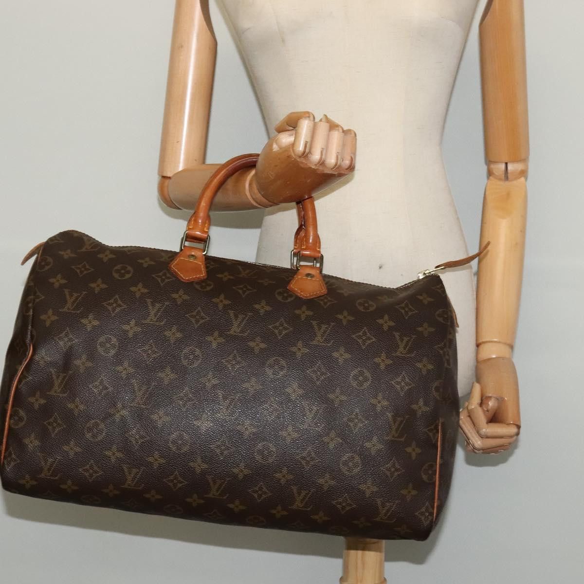 Louis Vuitton Louis Vuitton Speedy Handbag Monogram Canvas Size ONE SIZE - 23 Thumbnail