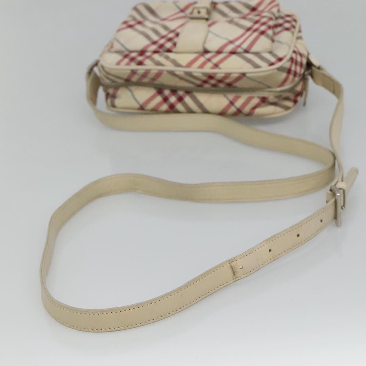 Burberry Burberry Nova Check Blue Label Nylon Size ONE SIZE - 8 Thumbnail