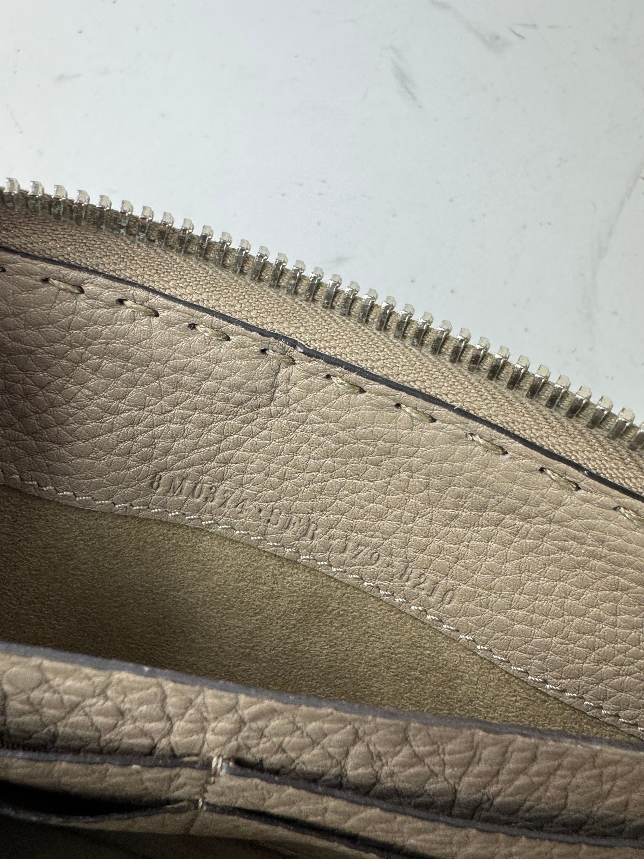 Fendi Vintage Roma Zippy Leather Wallet grey Size ONE SIZE - 10 Thumbnail