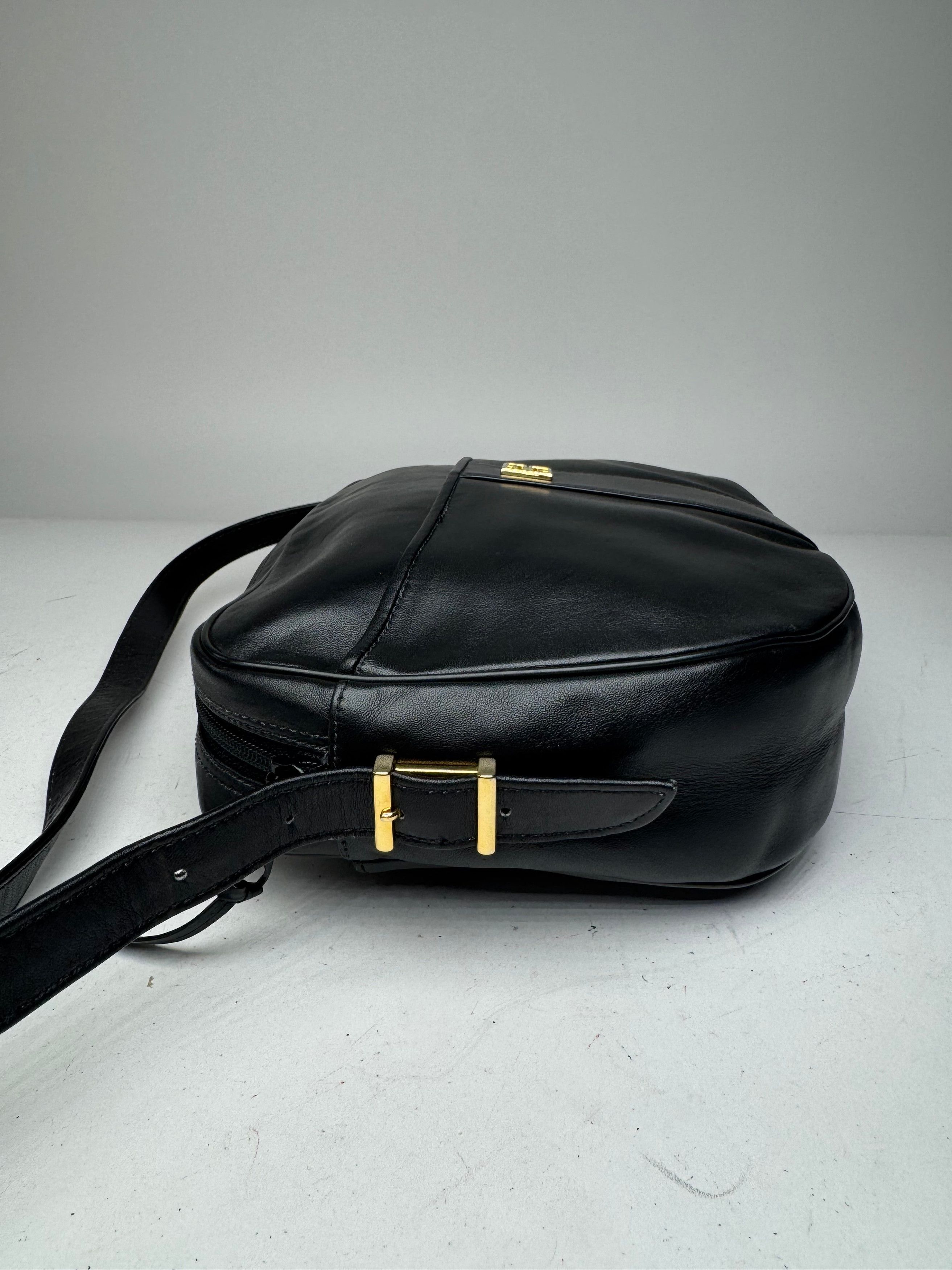 Givenchy Vintage Leather Bag Black Size ONE SIZE - 9 Thumbnail
