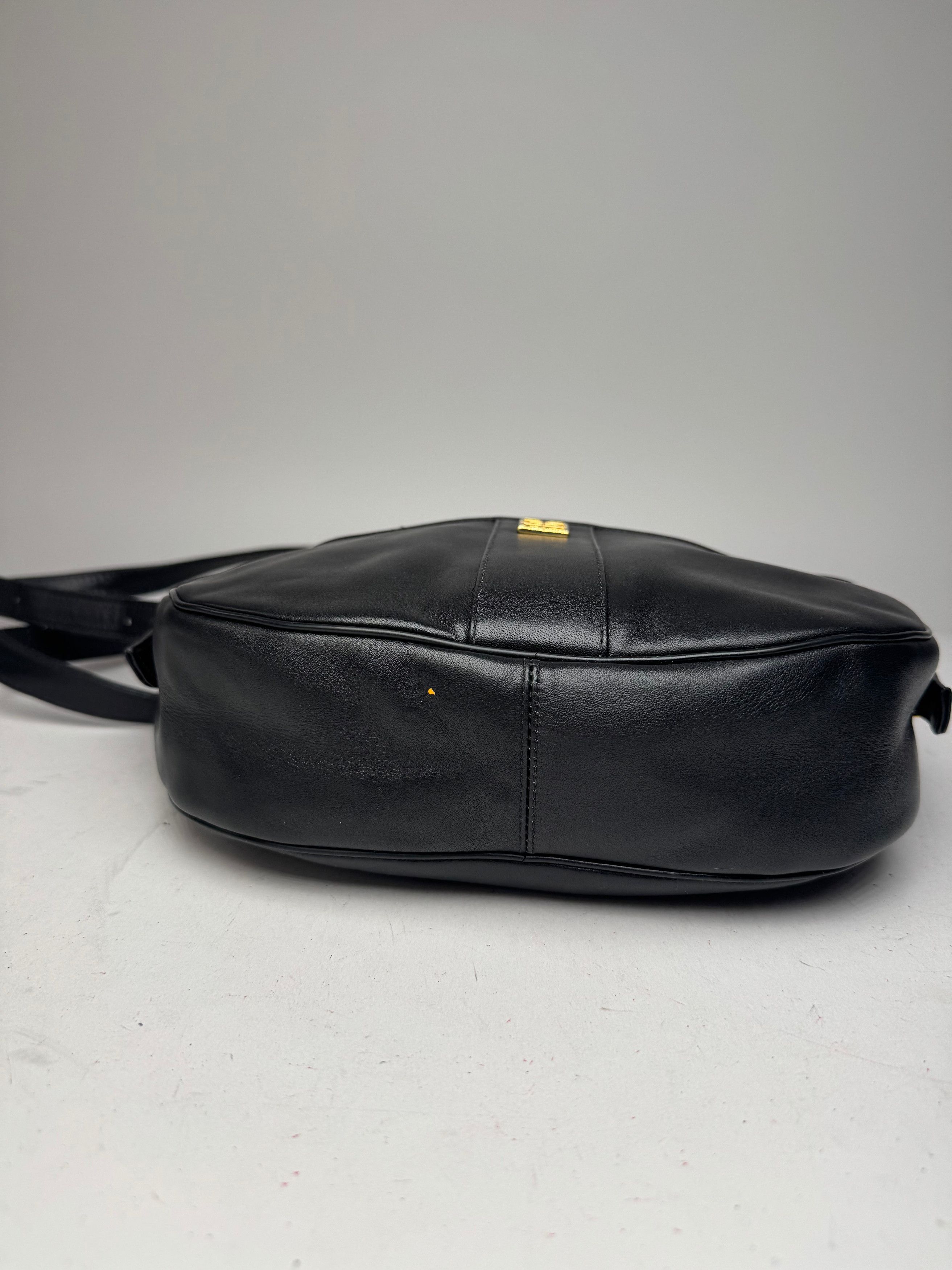 Givenchy Vintage Leather Bag Black Size ONE SIZE - 15 Thumbnail