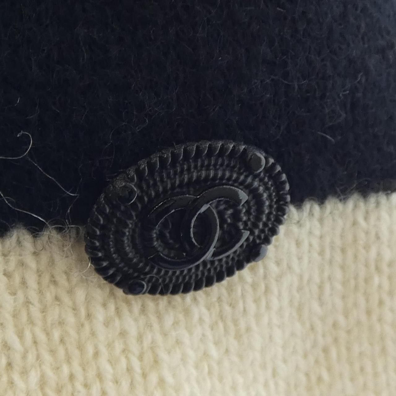 Chanel Chanel Chanel Cashmere Knit Others Tops P43000K04354 DUTY FREE for USA Size ONE SIZE - 7 Thumbnail