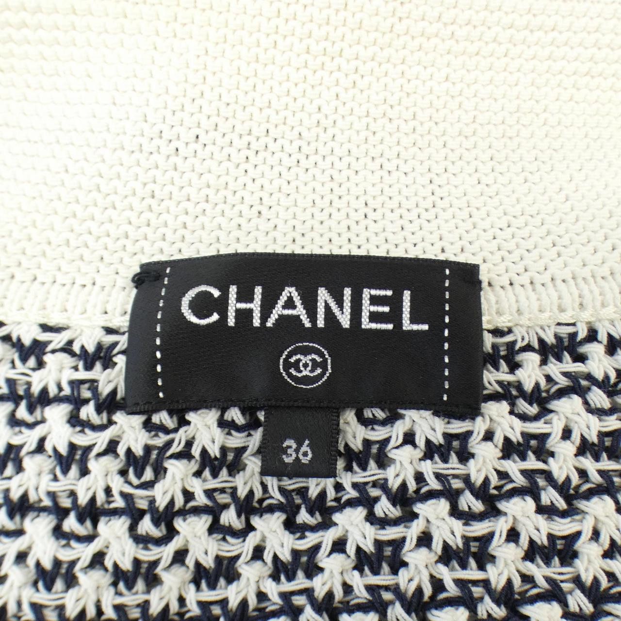 Chanel Chanel Chanel P72239K10377 Cardigan Cotton Tops P72239K10377 DUTY FREE for USA Size ONE SIZE - 5 Thumbnail