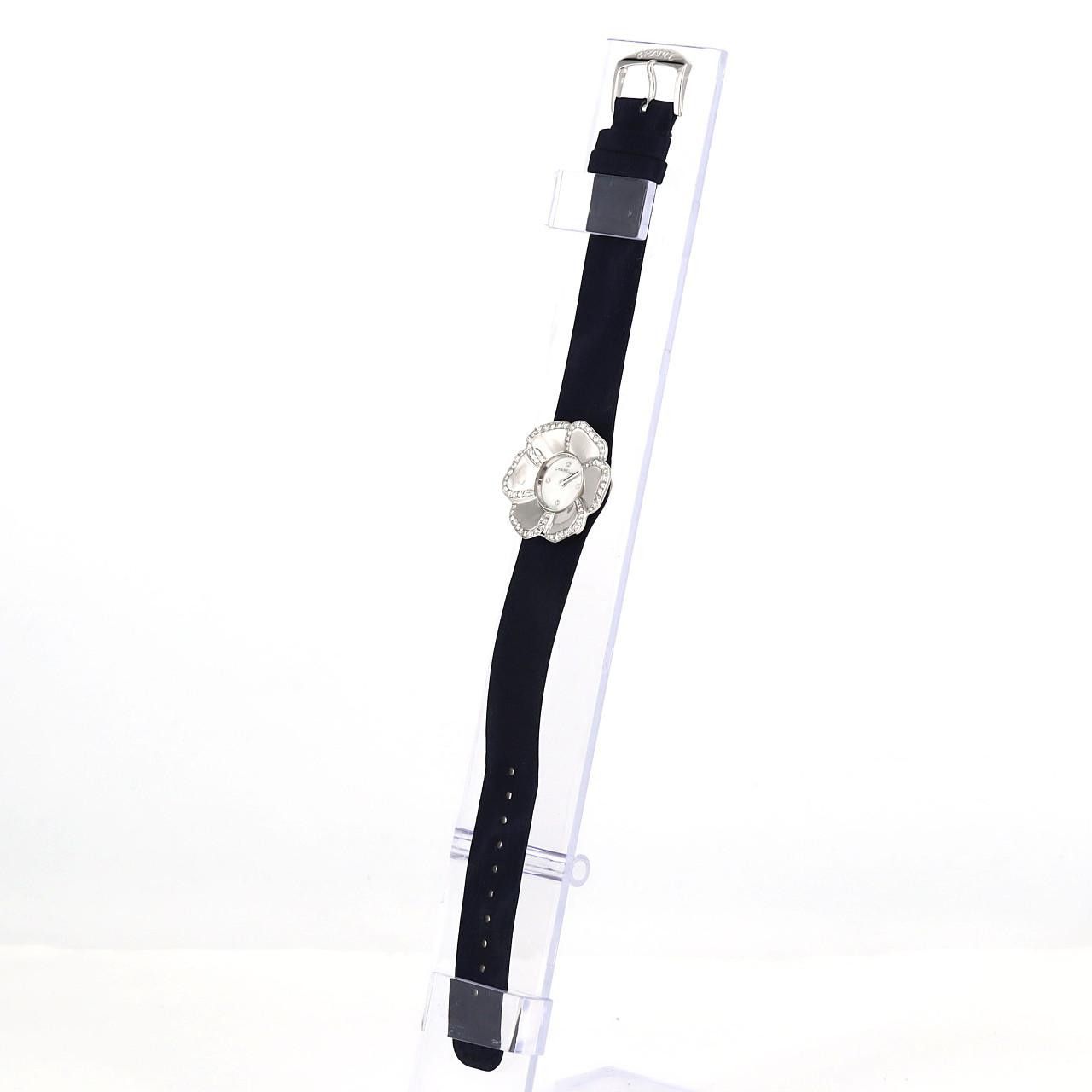 Chanel Chanel Chanel Camelia White Gold Watch Calfskin Quartz H1187 DUTY FREE for USA Size ONE SIZE - 2 Thumbnail