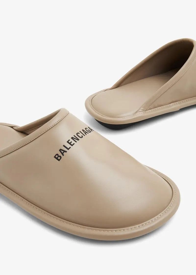 Home Slippers in Biege