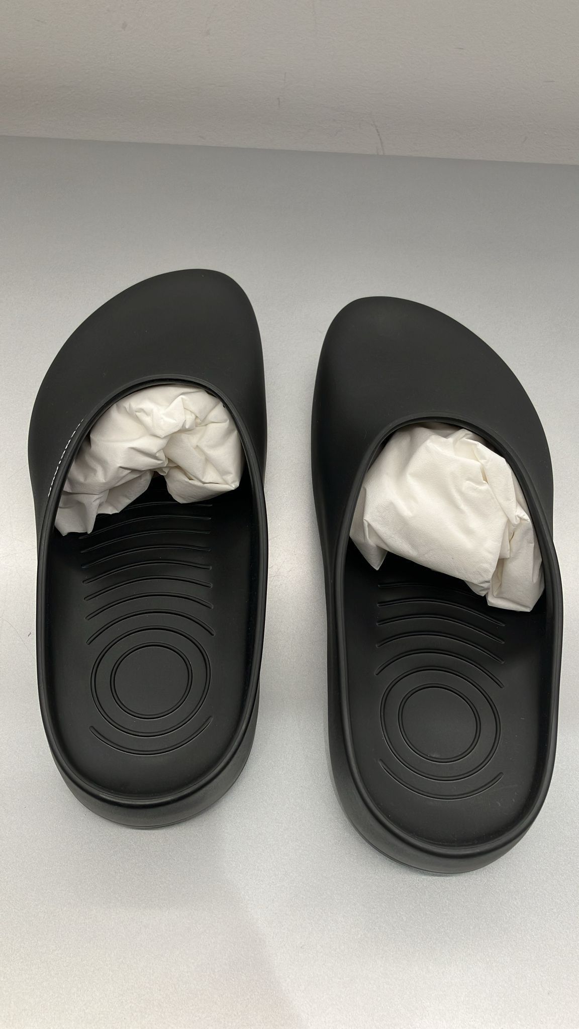 Balenciaga Rubber Mule Slide Sandals in black Size US 6 / EU 39 - 2 Thumbnail
