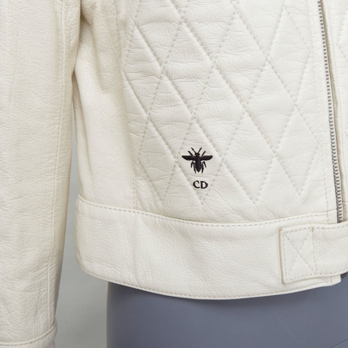 Dior DIOR Runway cream goat leather CD bee quilted biker jacket FR38 M Size M / US 6-8 / IT 42-44 - 2 Thumbnail