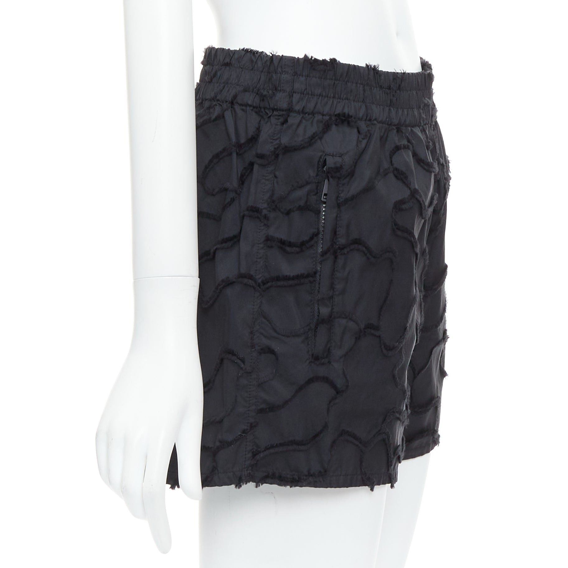 Dior CHRISTIAN DIOR black camouflage patch applique logo shorts FR36 S Size 27" / US 4 / IT 40 - 4 Thumbnail