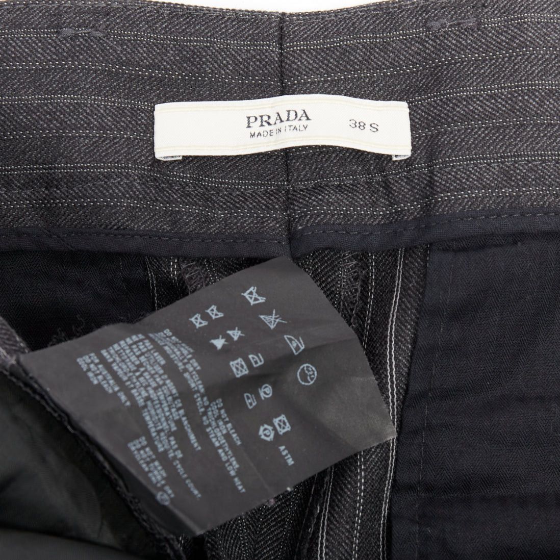 Prada PRADA 2006 100% wool grey pinstripe pleated cuffed pants IT38 XS Size 26" / US 2 / IT 38 - 8 Thumbnail