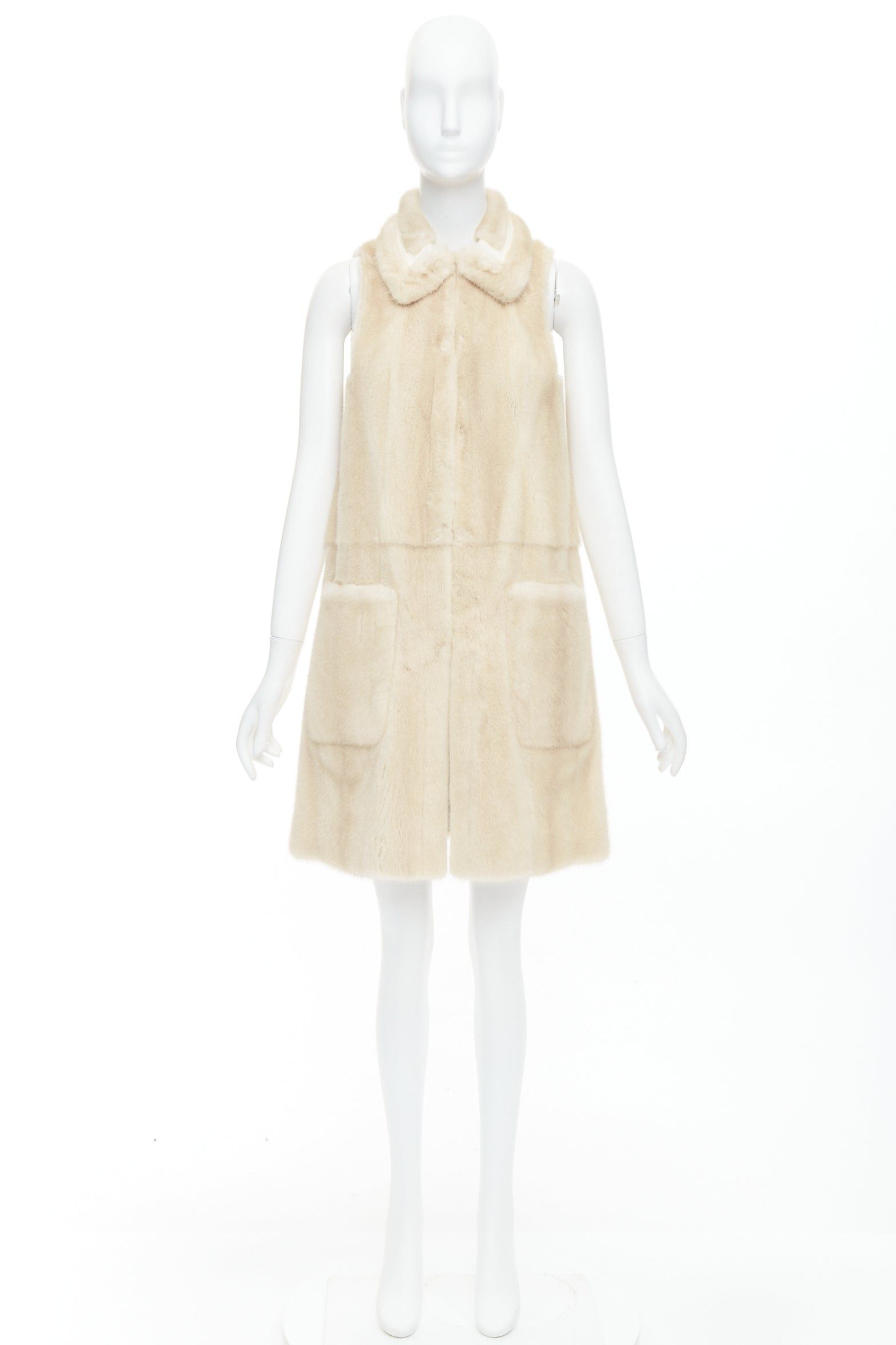 Fendi FENDI Reversible beige fur champagne gold leather metallic vest coat IT36 XXS Size XS / US 0-2 / IT 36-38 - 10 Thumbnail