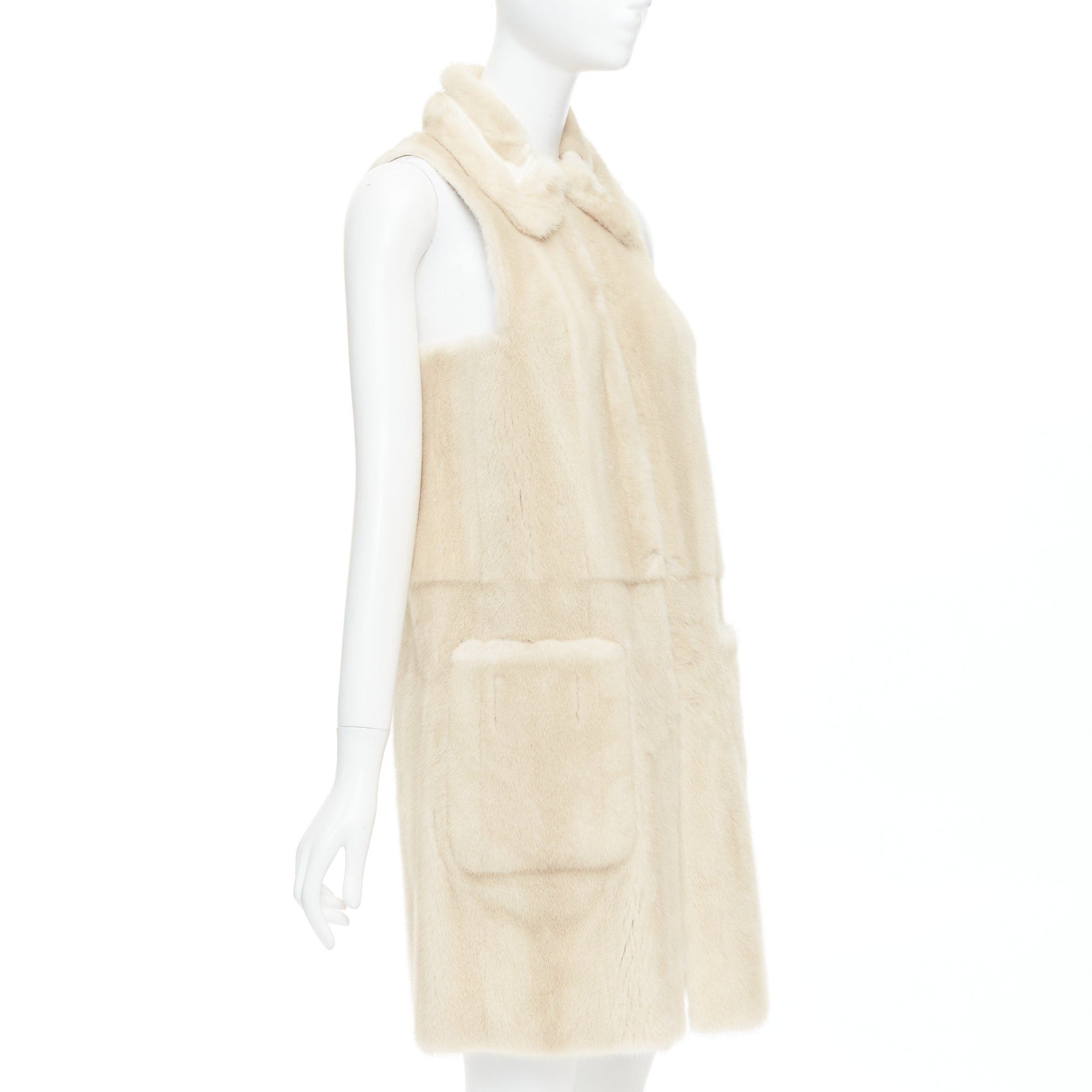 Fendi FENDI Reversible beige fur champagne gold leather metallic vest coat IT36 XXS Size XS / US 0-2 / IT 36-38 - 4 Thumbnail