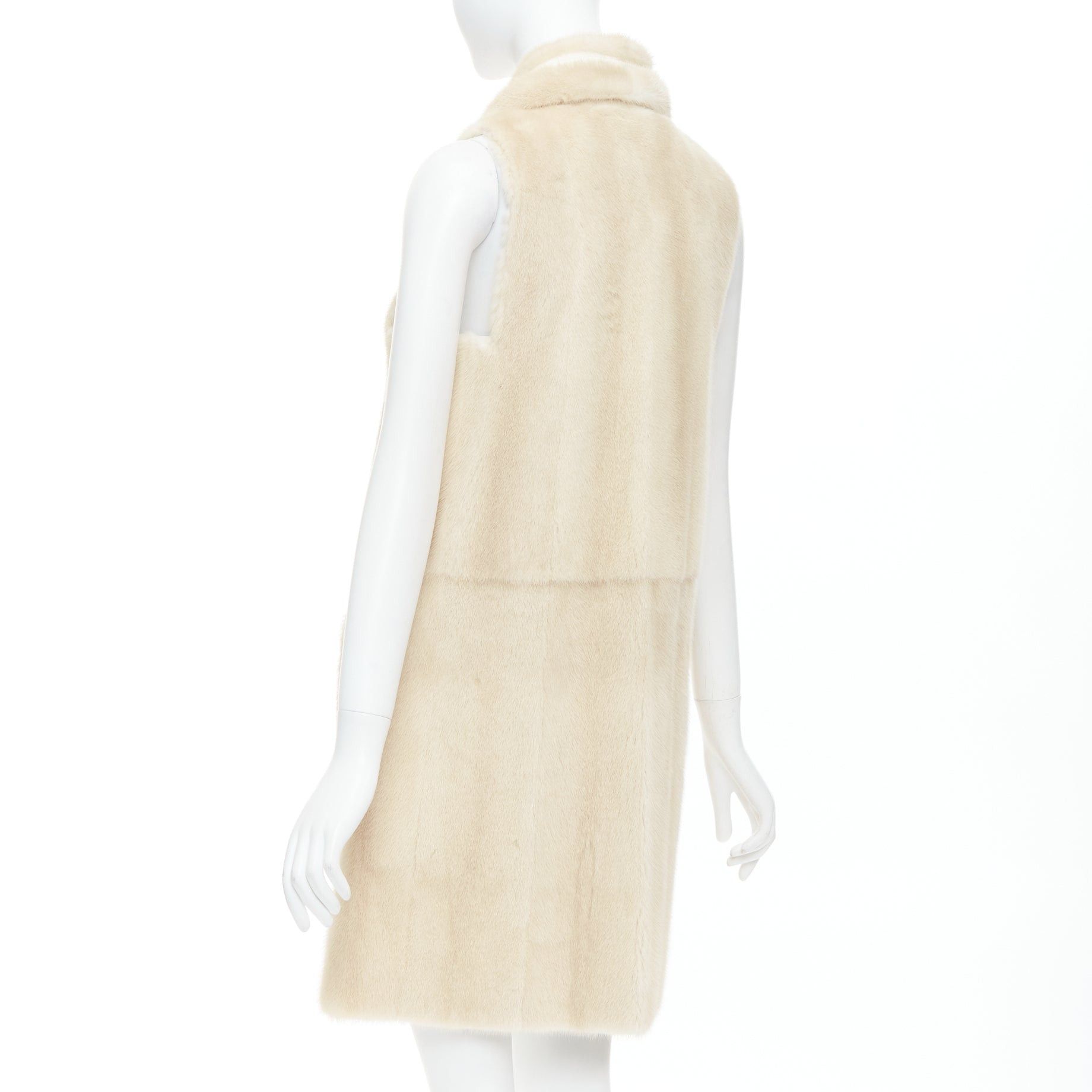 Fendi FENDI Reversible beige fur champagne gold leather metallic vest coat IT36 XXS Size XS / US 0-2 / IT 36-38 - 7 Thumbnail