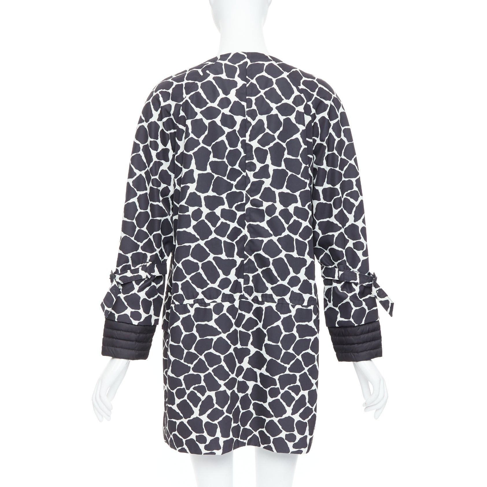 Moncler MONCLER Premiere Chagall Giubotto black giraffe spot print down jacket Sz1 Size S / US 4 / IT 40 - 6 Thumbnail