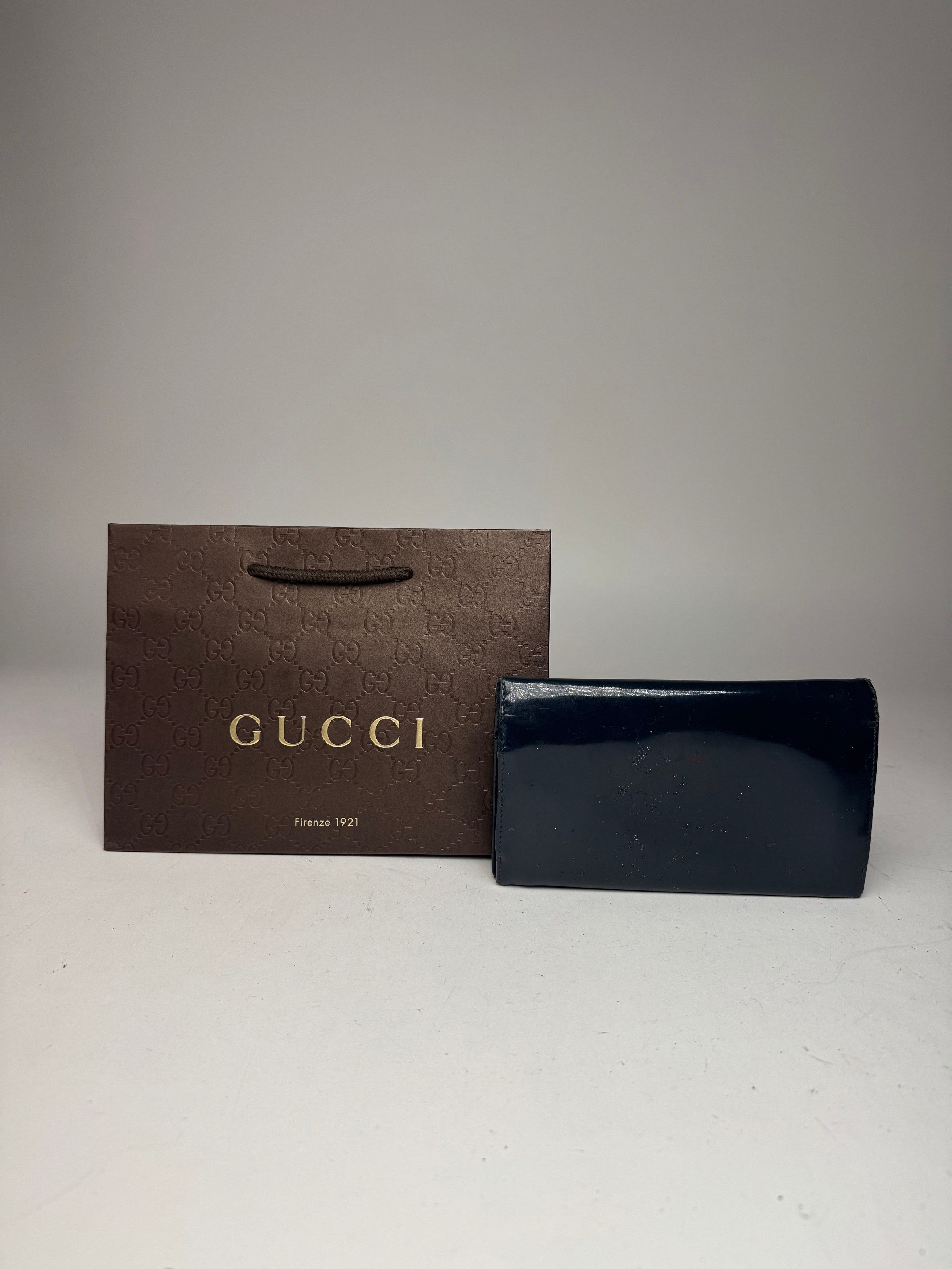 Gucci Vintage Patent Leather Wallet navy button off Size ONE SIZE - 11 Thumbnail