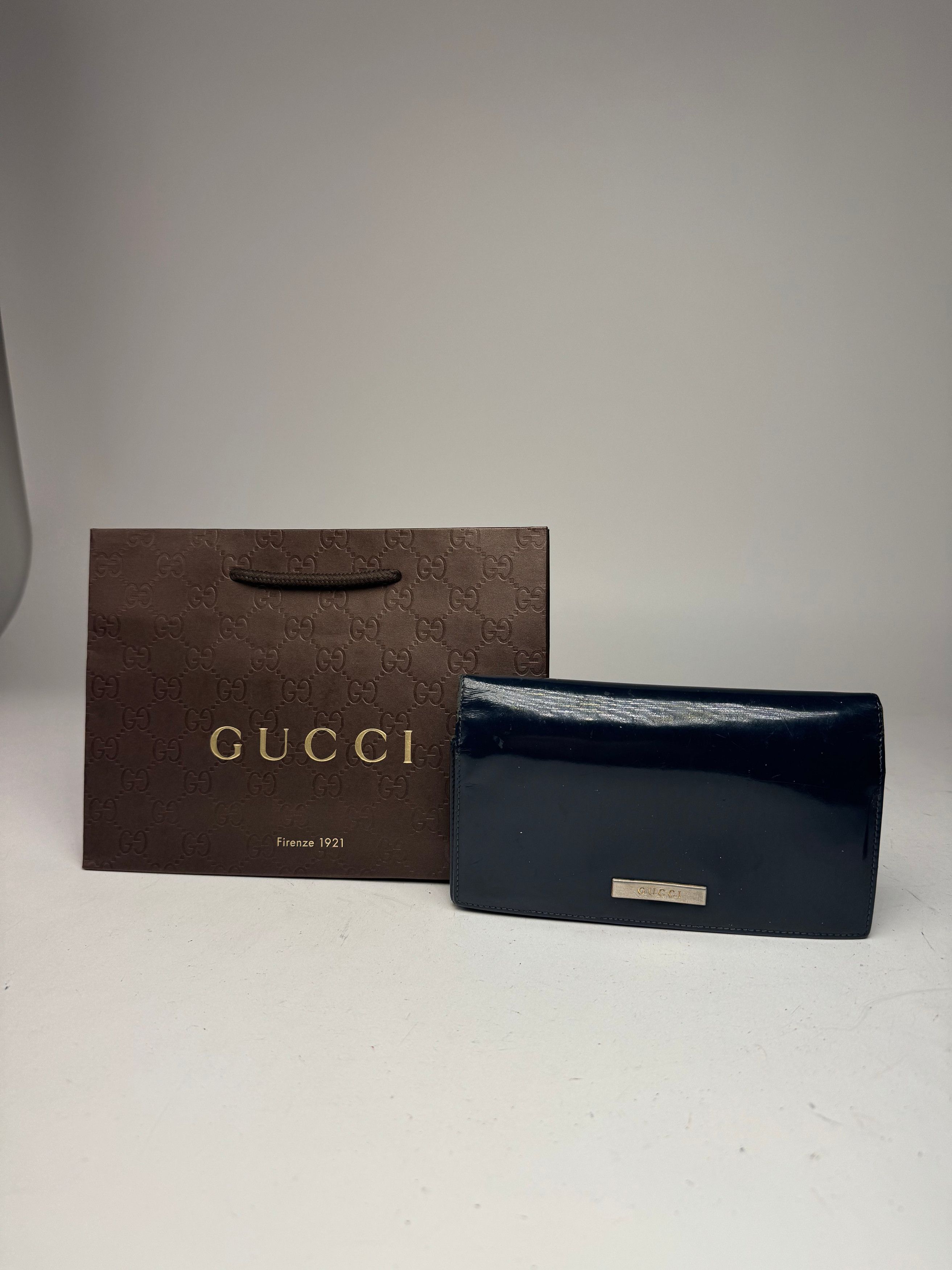 Gucci Vintage Patent Leather Wallet navy button off Size ONE SIZE - 10 Thumbnail