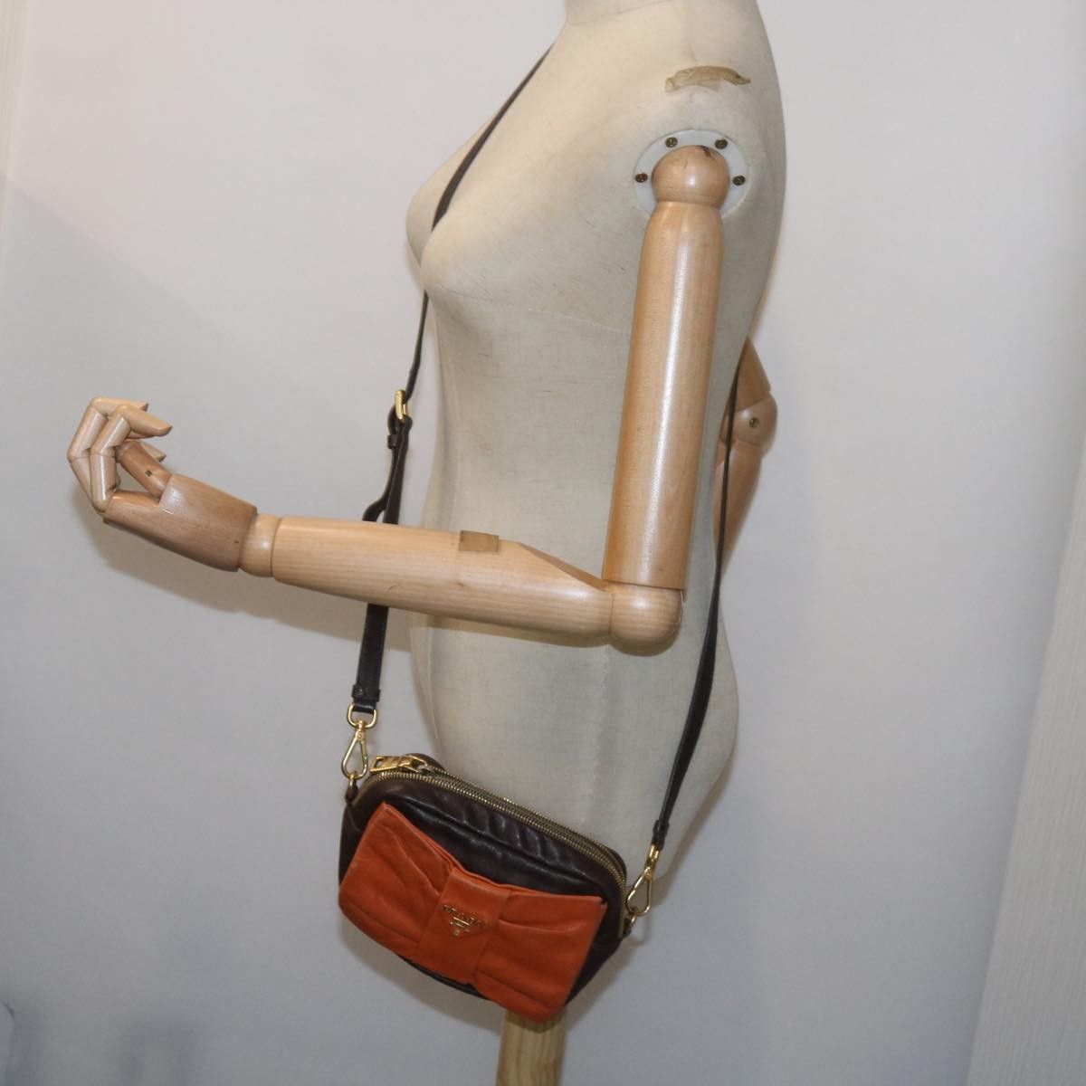 Prada Prada Bow Camera shoulder Bag Leather Size ONE SIZE - 15 Thumbnail