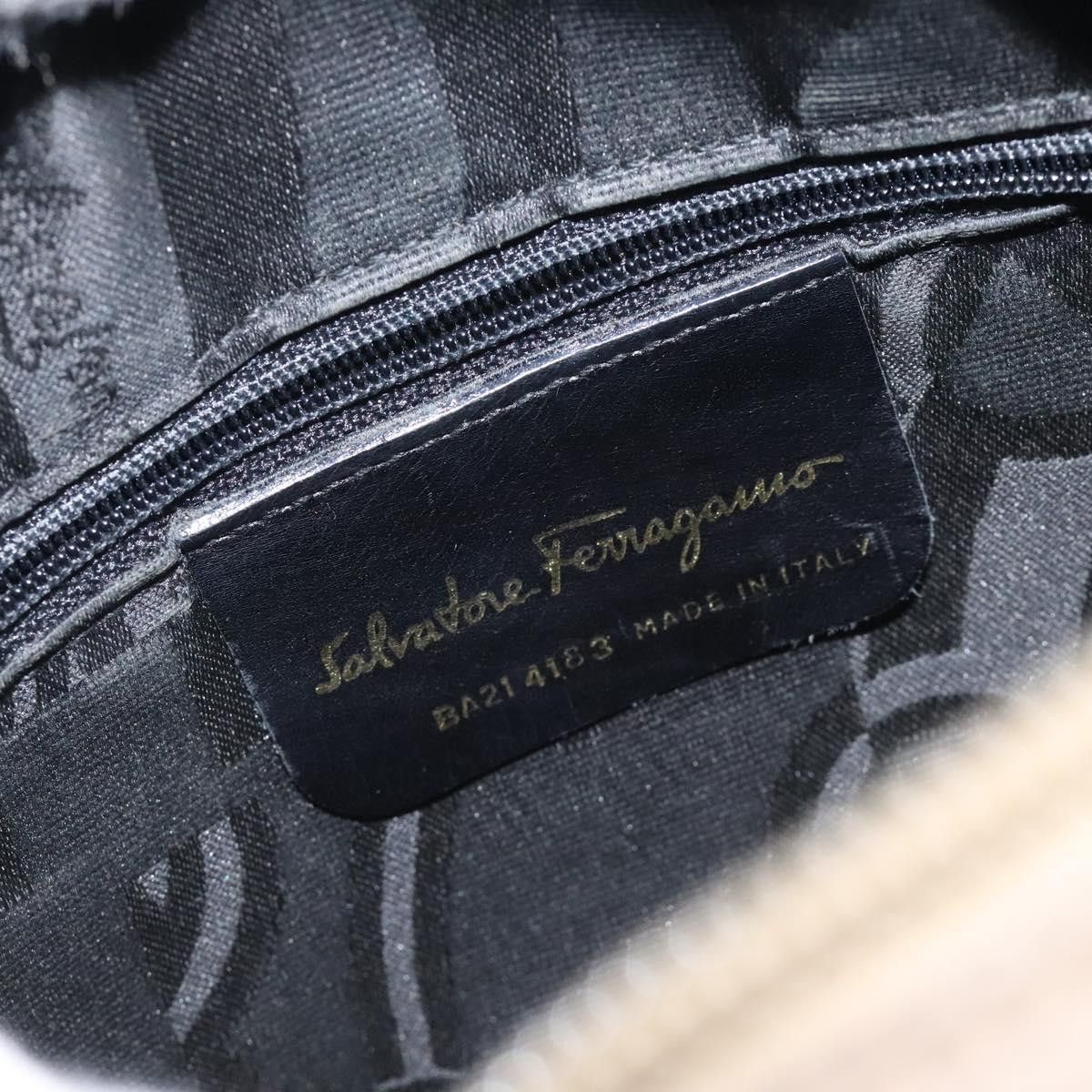 Salvatore Ferragamo Salvatore Ferragamo Vala Shoulder Bag Suede Size ONE SIZE - 6 Thumbnail