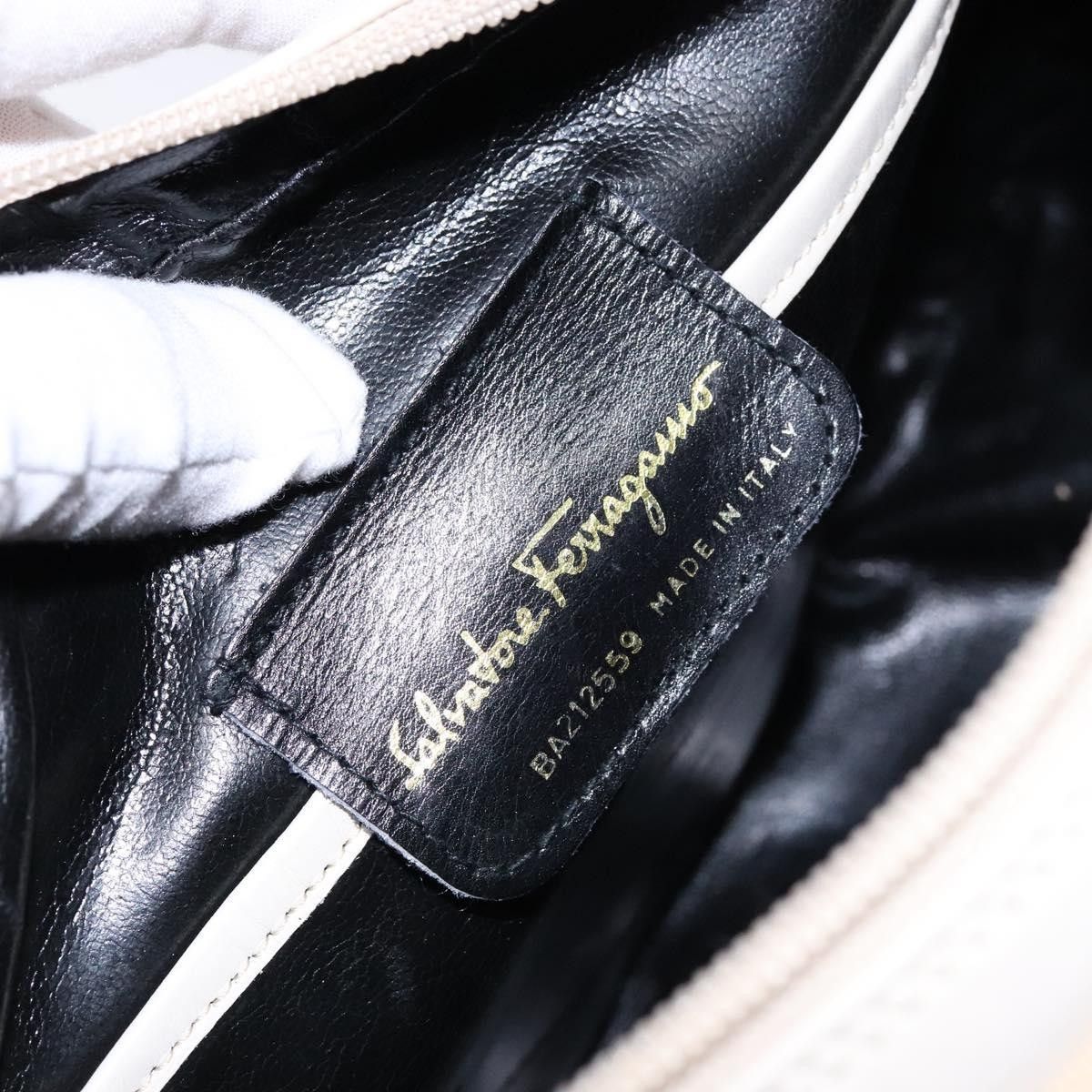Salvatore Ferragamo Salvatore Ferragamo Vala Leather Size ONE SIZE - 6 Thumbnail