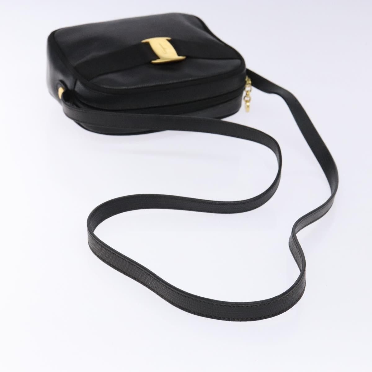 Salvatore Ferragamo Salvatore Ferragamo Vala Shoulder Bag Leather Size ONE SIZE - 7 Thumbnail