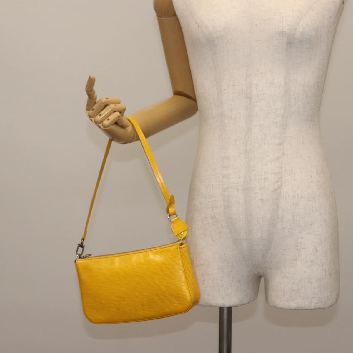 Louis Vuitton Louis Vuitton Pochette Accessoires NM Epi Leather Size ONE SIZE - 13 Thumbnail