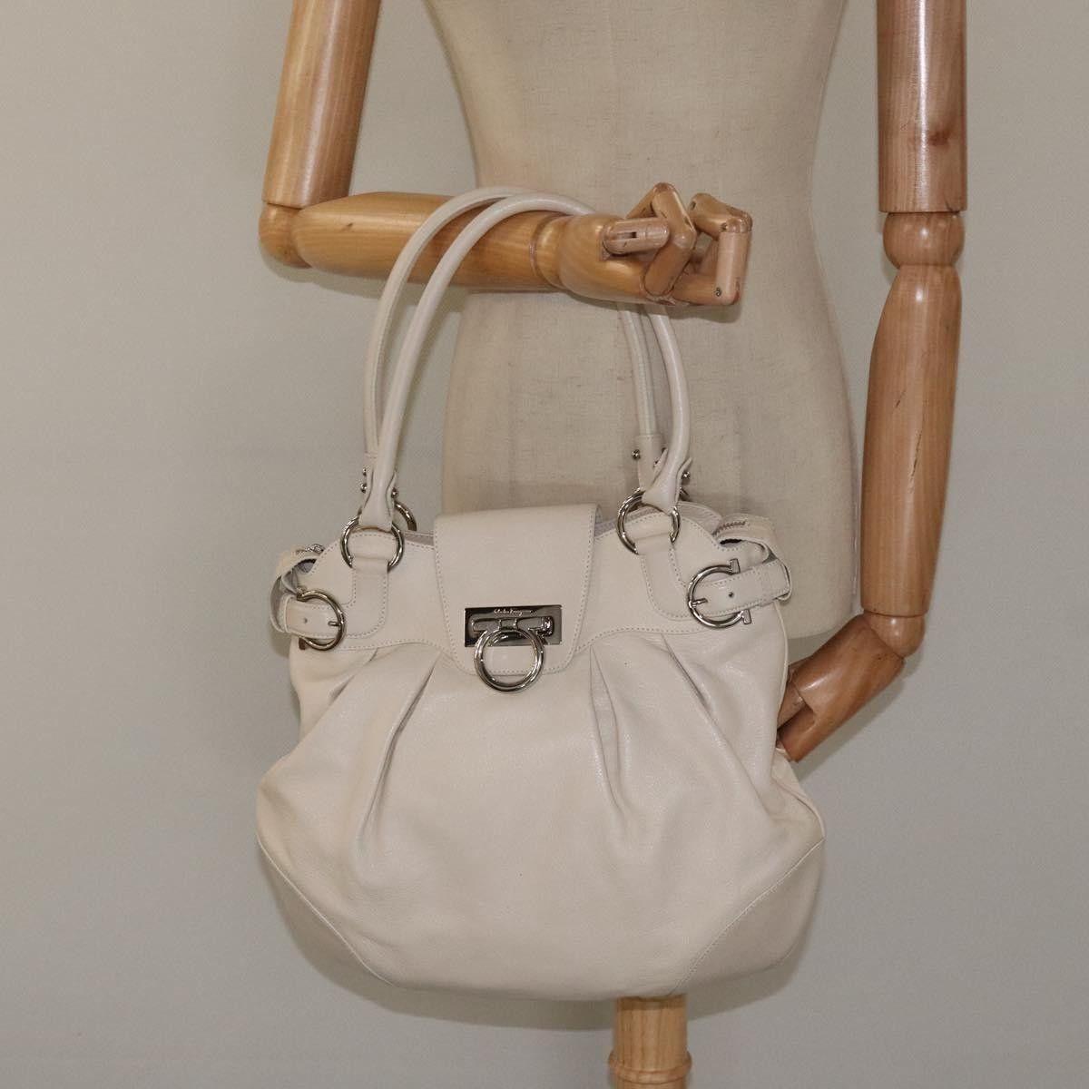 Salvatore Ferragamo Salvatore Ferragamo Gancini Shoulder Bag Leather Size ONE SIZE - 13 Thumbnail