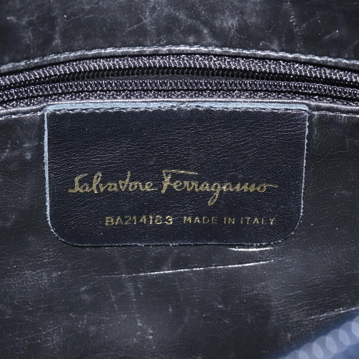 Salvatore Ferragamo Salvatore Ferragamo Vala Shoulder Bag Suede Size ONE SIZE - 6 Thumbnail