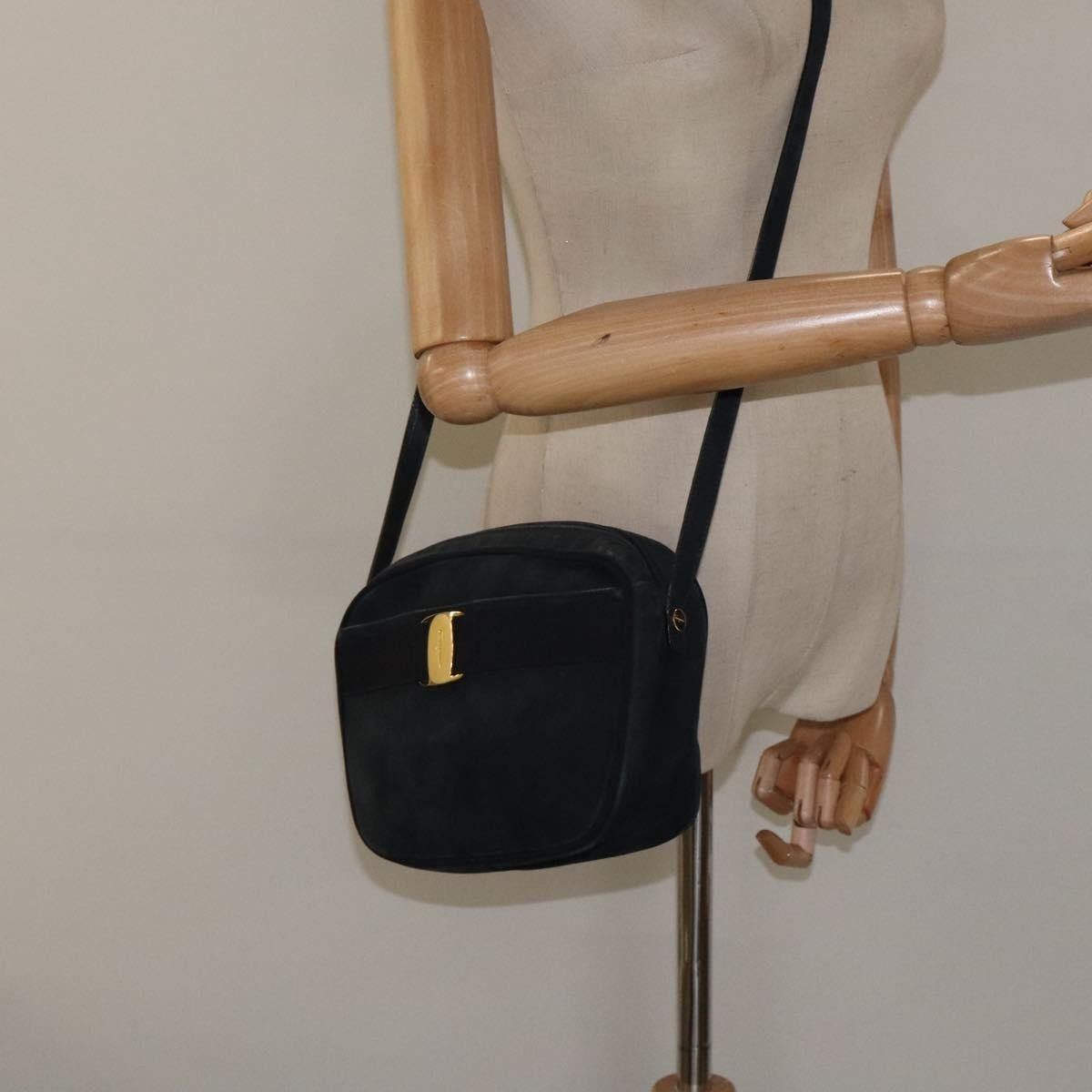 Salvatore Ferragamo Salvatore Ferragamo Vala Shoulder Bag Suede Size ONE SIZE - 13 Thumbnail