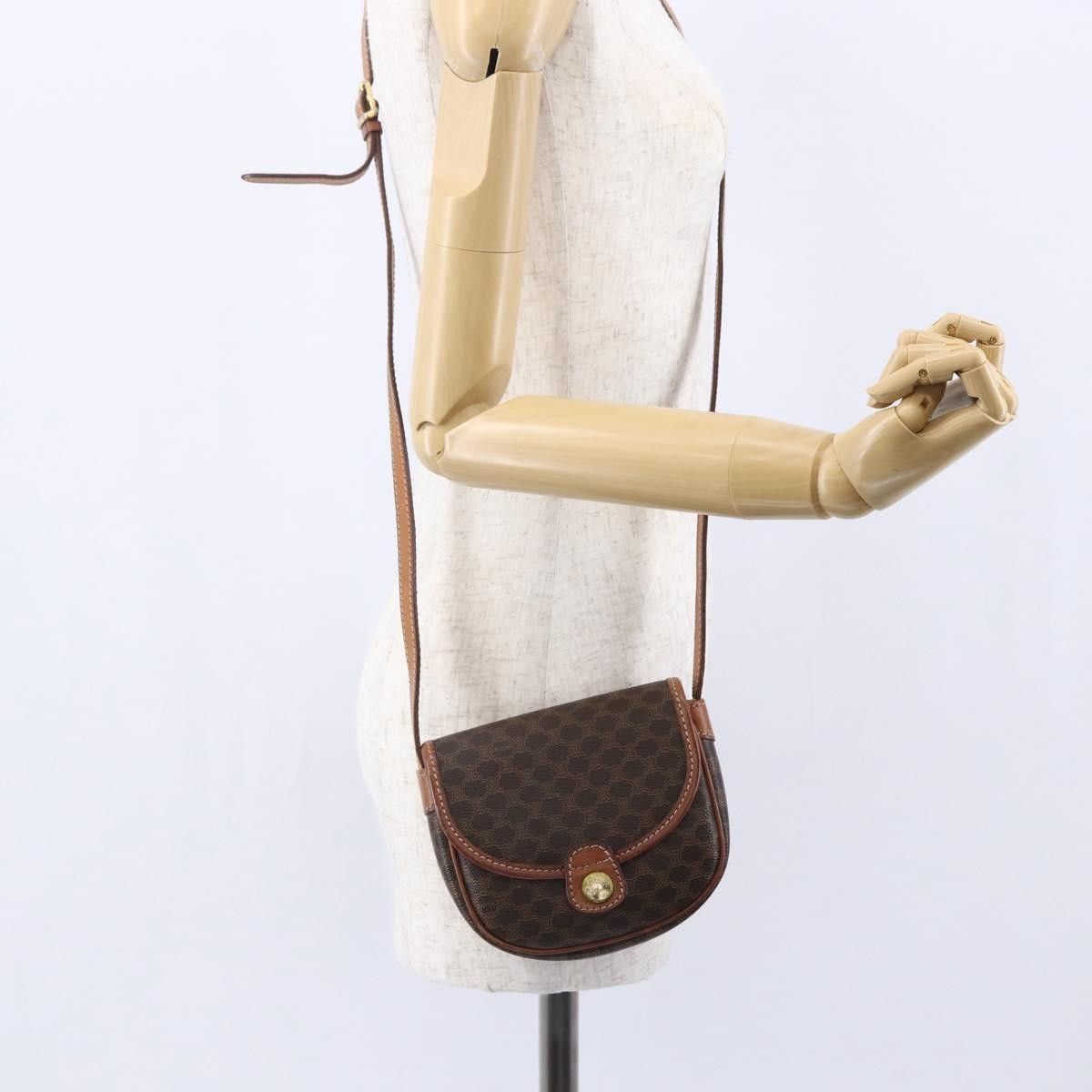 Celine Celine Vintage Macadam Shoulder Bag Canvas and Leather Size ONE SIZE - 14 Thumbnail