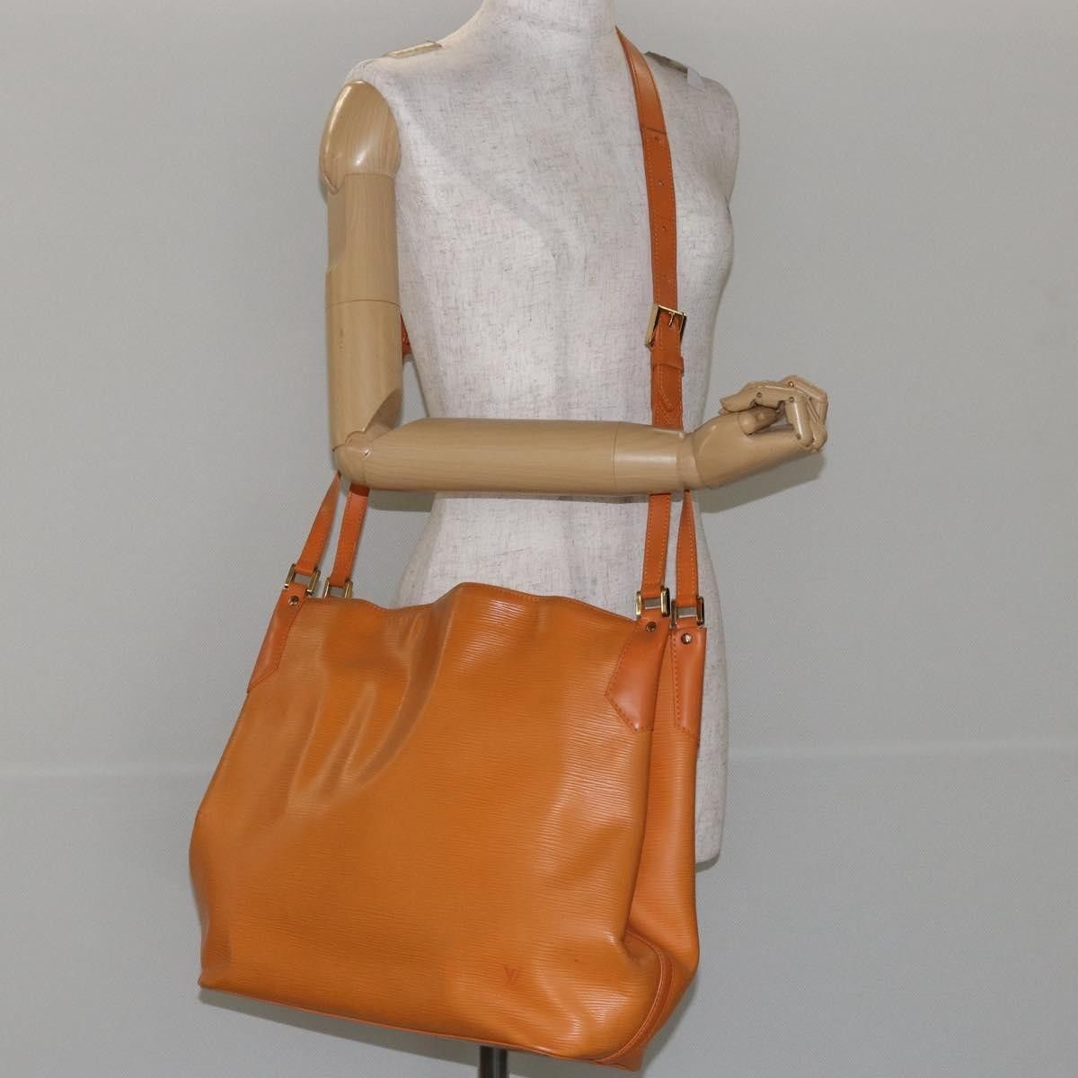 Louis Vuitton Louis Vuitton Mandara Epi Leather Size ONE SIZE - 15 Thumbnail