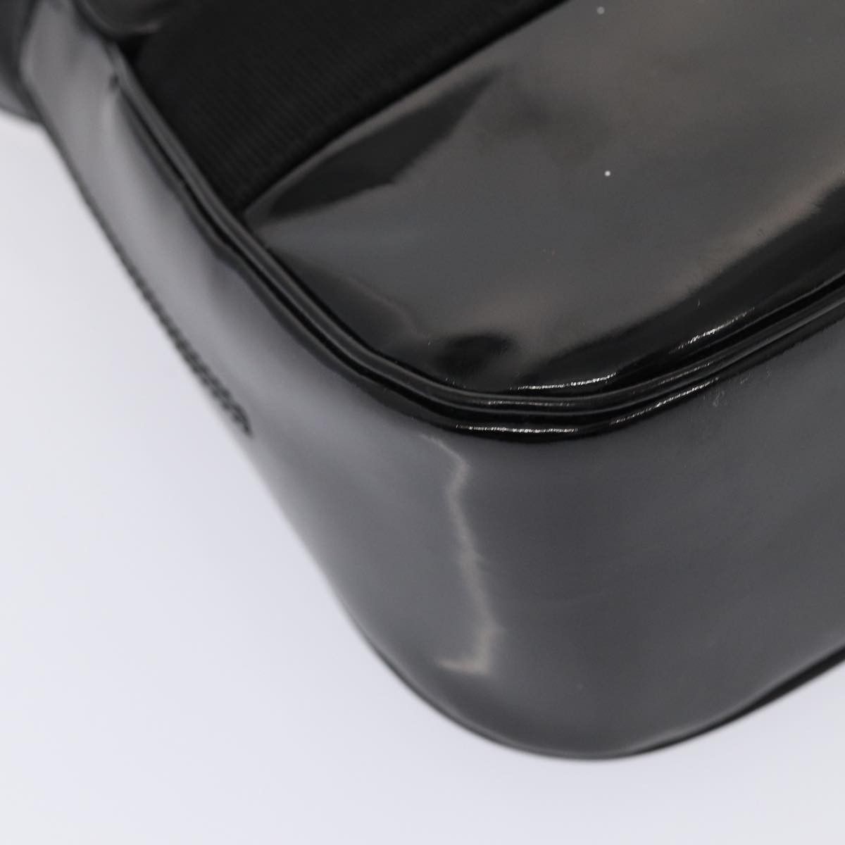 Salvatore Ferragamo Salvatore Ferragamo Vala Shoulder Bag Patent Leather Size ONE SIZE - 10 Thumbnail