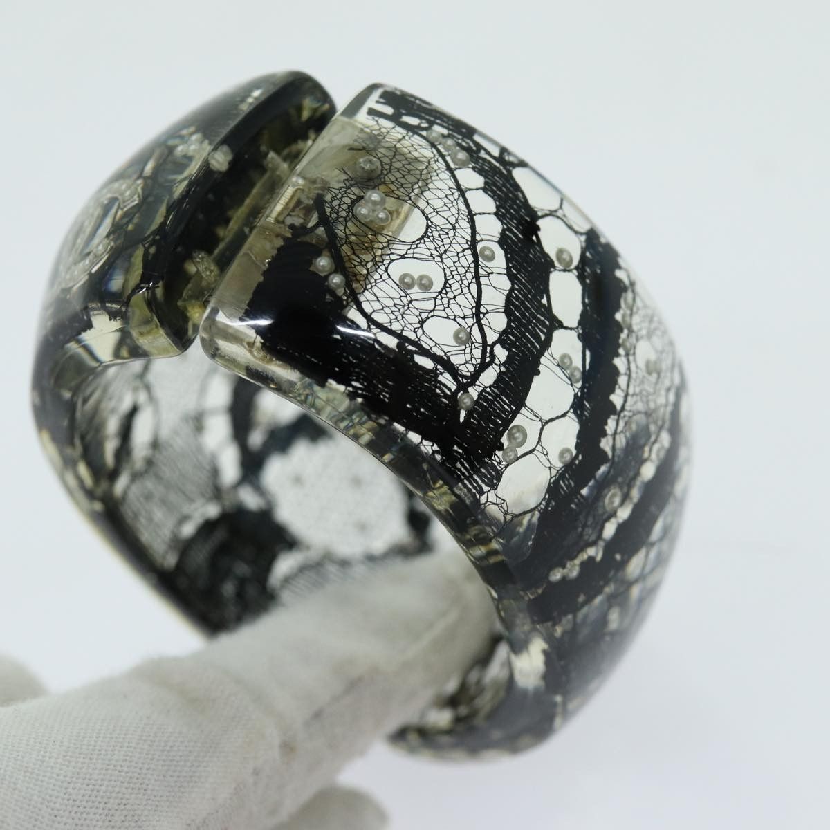 Chanel Chanel CC Hinged Bangle Bracelet Resin with Lace and Faux Pearls Size ONE SIZE - 8 Thumbnail