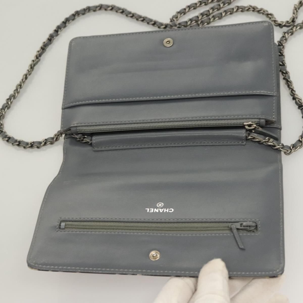 Chanel Chanel Wallet on Chain Camellia Patent Size ONE SIZE - 13 Thumbnail
