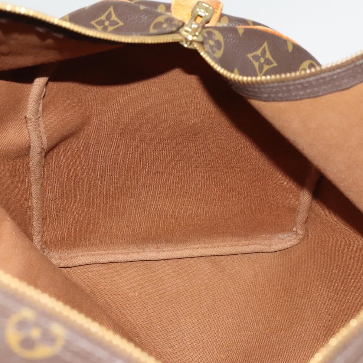 Louis Vuitton Louis Vuitton Keepall Bag Monogram Canvas Size ONE SIZE - 18 Thumbnail