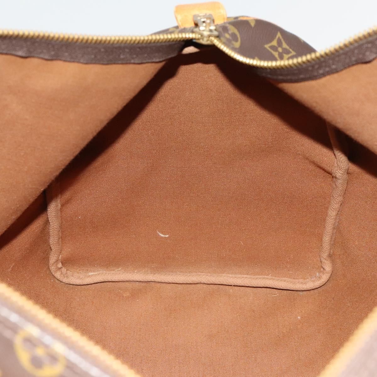 Louis Vuitton Louis Vuitton Keepall Bag Monogram Canvas Size ONE SIZE - 19 Thumbnail