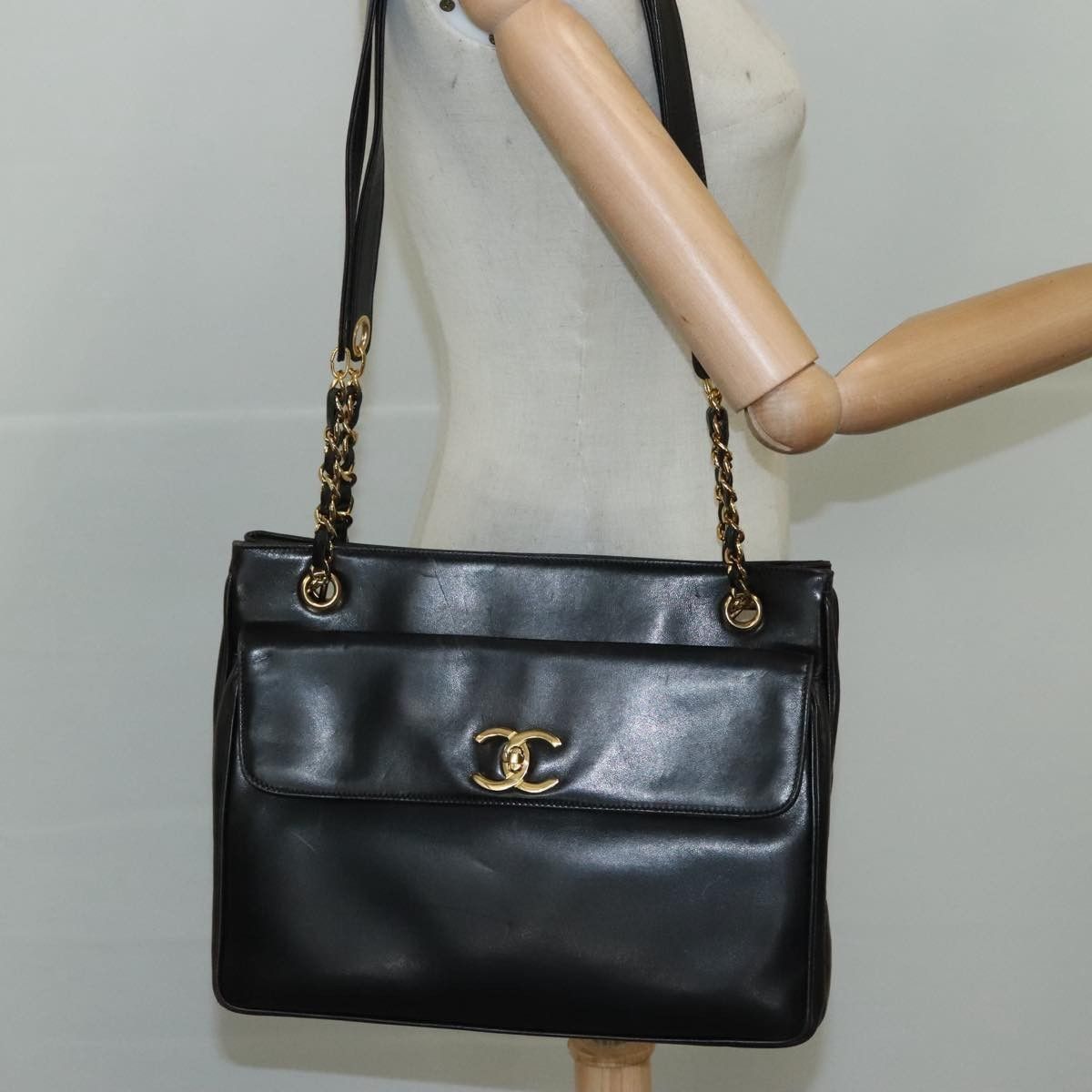 Chanel Chanel Vintage Front Pocket Tote Leather Size ONE SIZE - 14 Thumbnail