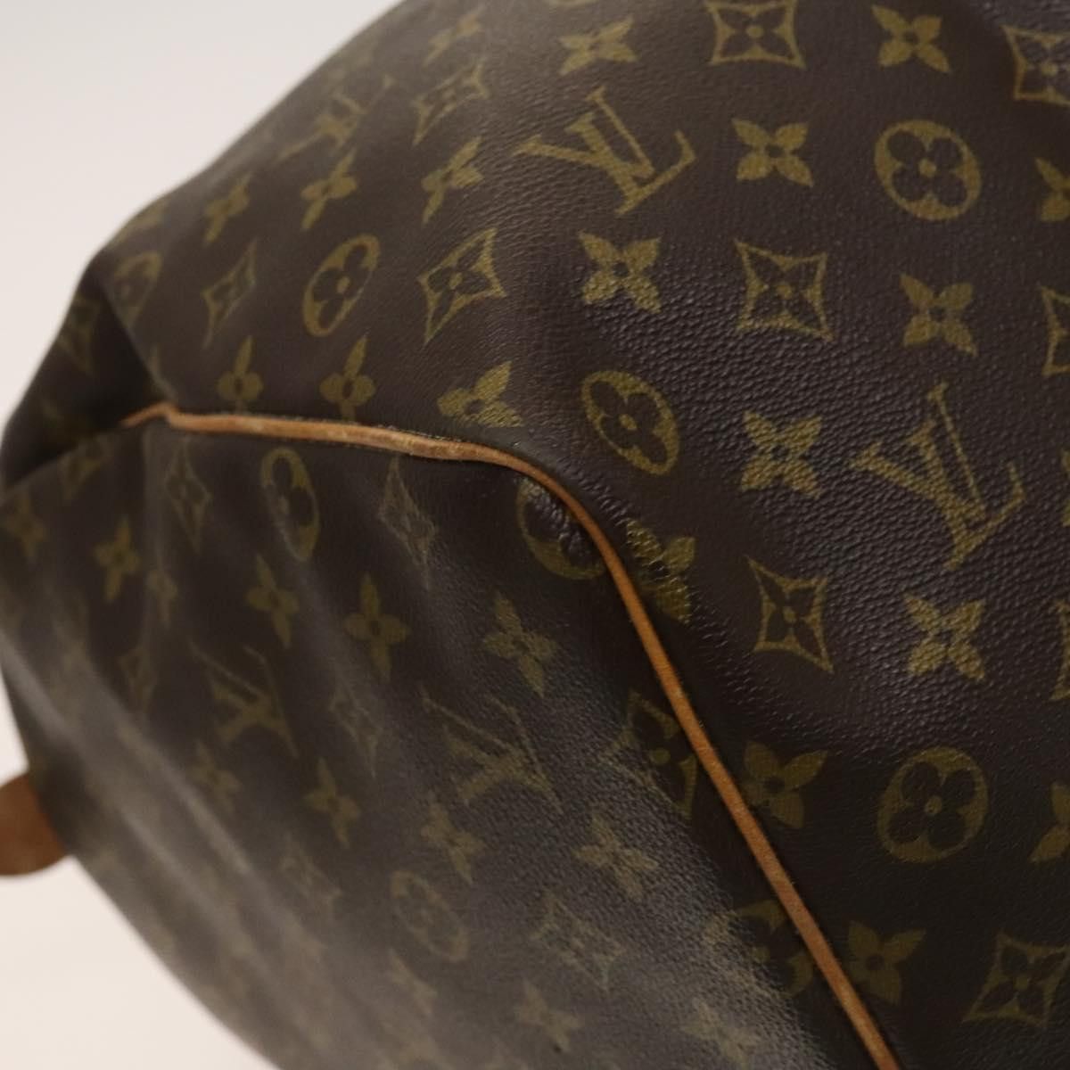 Louis Vuitton Louis Vuitton Keepall Bag Monogram Canvas Size ONE SIZE - 11 Thumbnail