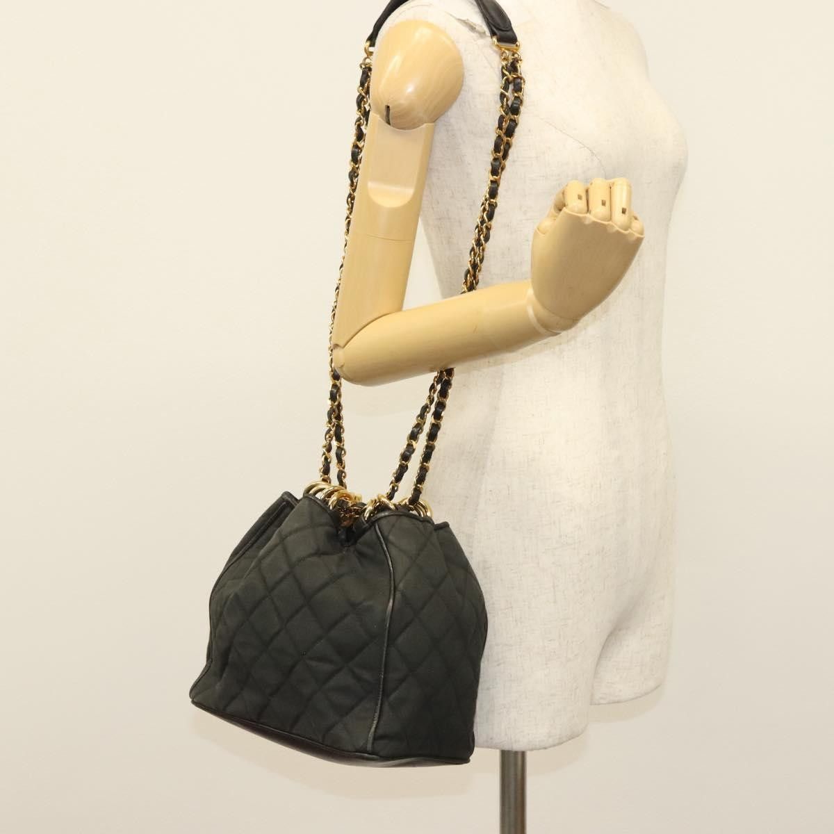 Chanel Chanel Vintage Drawstring Chain Bucket Bag Quilted Canvas Size ONE SIZE - 15 Thumbnail