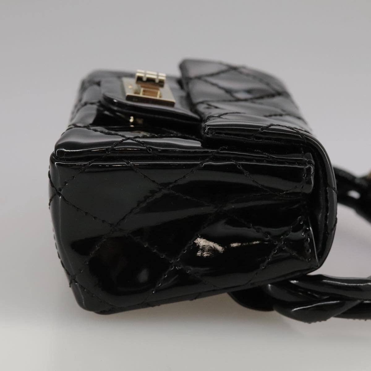 Chanel Chanel Reissue 2.55 Ankle Wrist Flap Bag Quilted Patent Size ONE SIZE - 4 Thumbnail