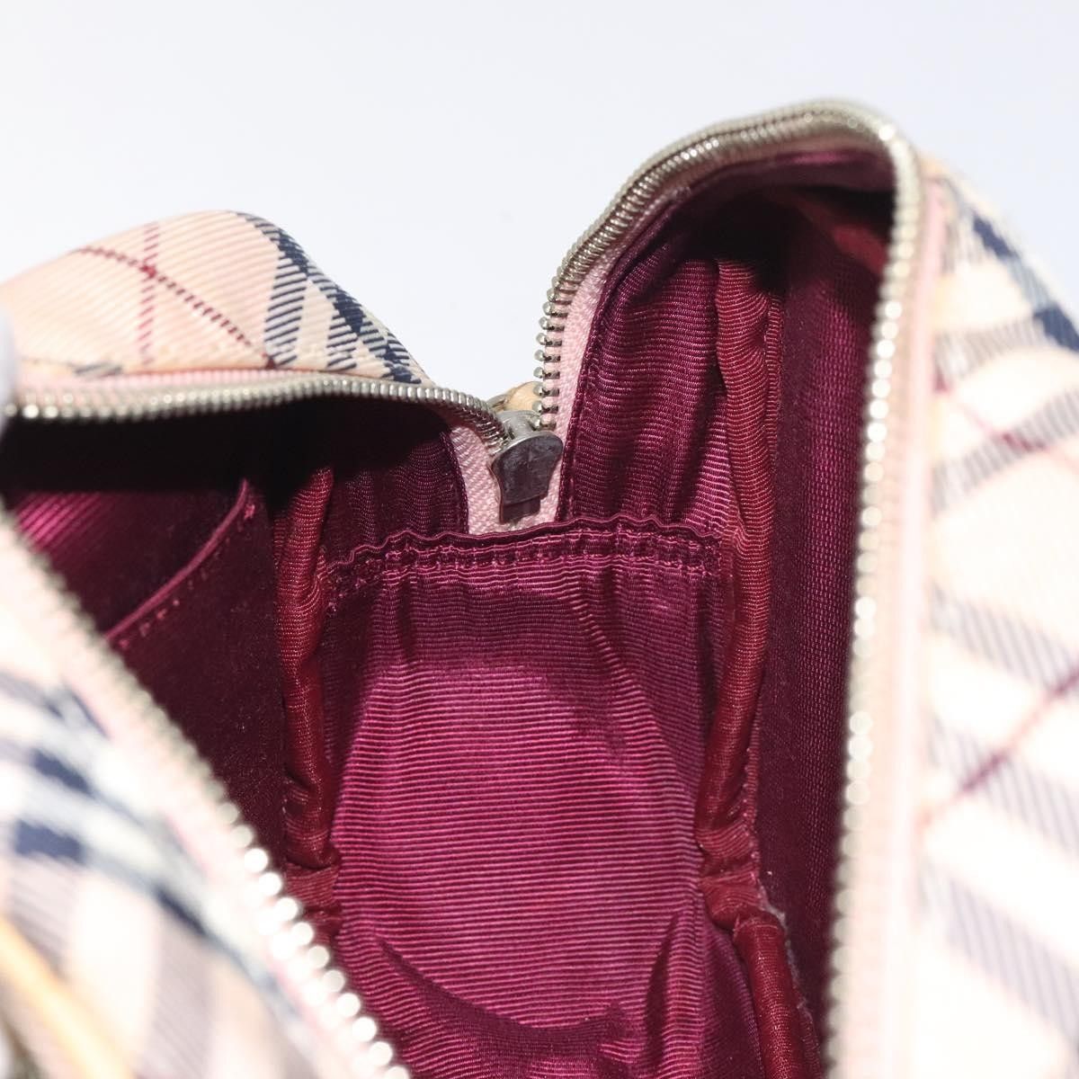 Burberry Burberry Nova Check Blue Label Nylon Size ONE SIZE - 19 Thumbnail