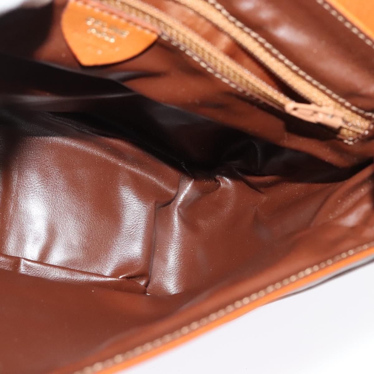 Celine Celine Vintage Circle Logo Crossbody Bag Leather Size ONE SIZE - 20 Thumbnail